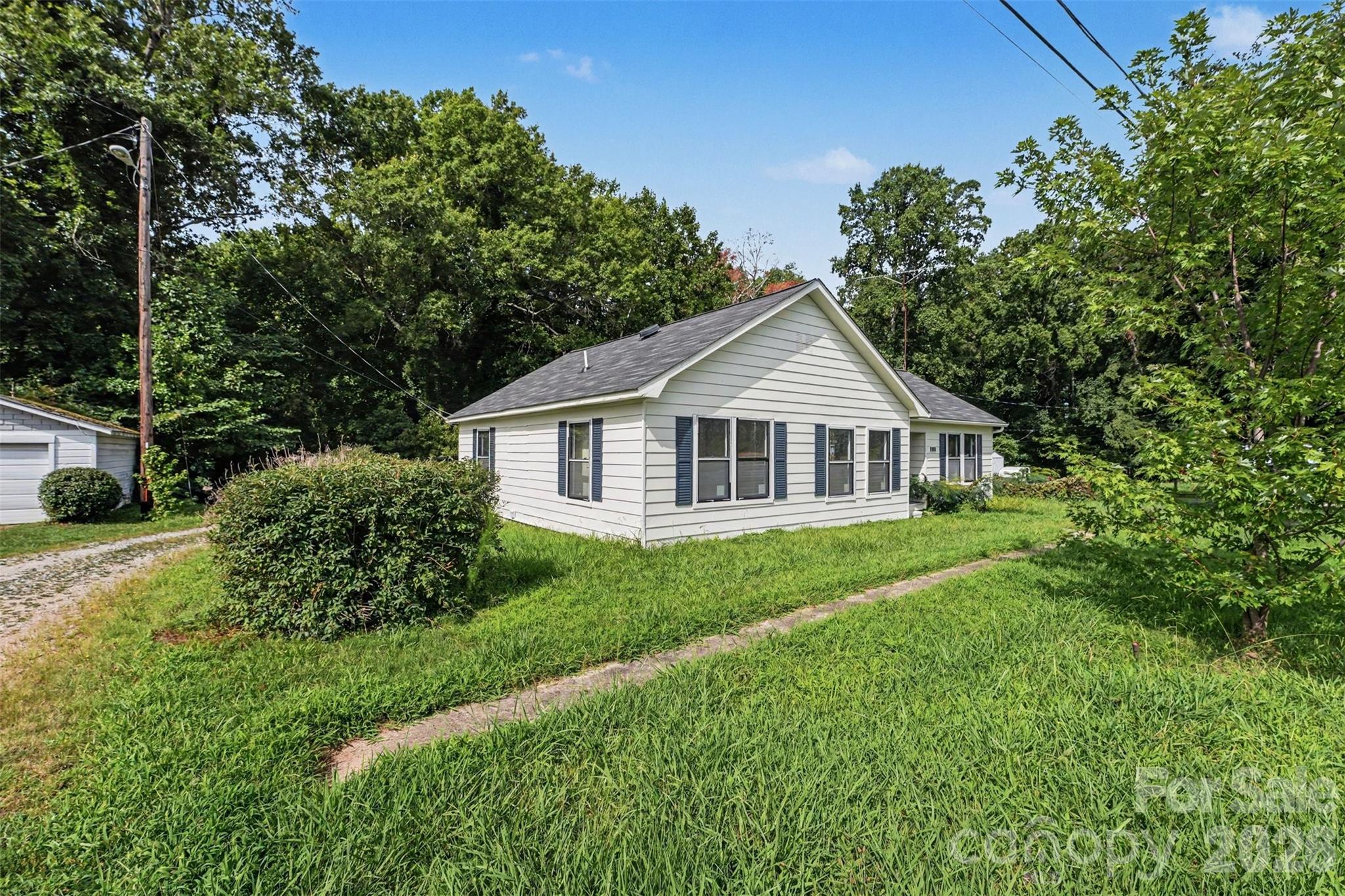 3285 E Nc 152 Highway Property Photo 4