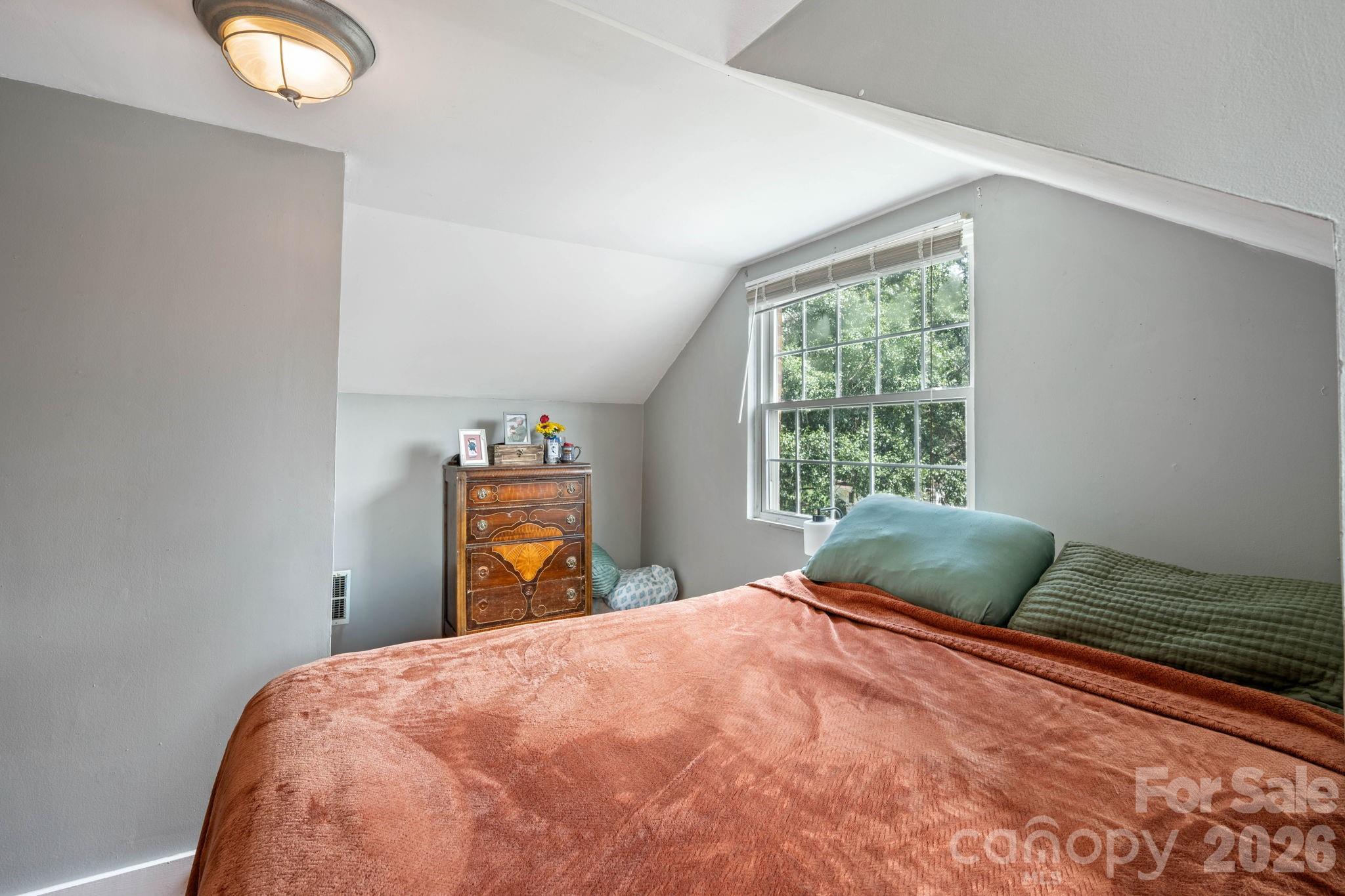 232 Maple Street Property Photo 30