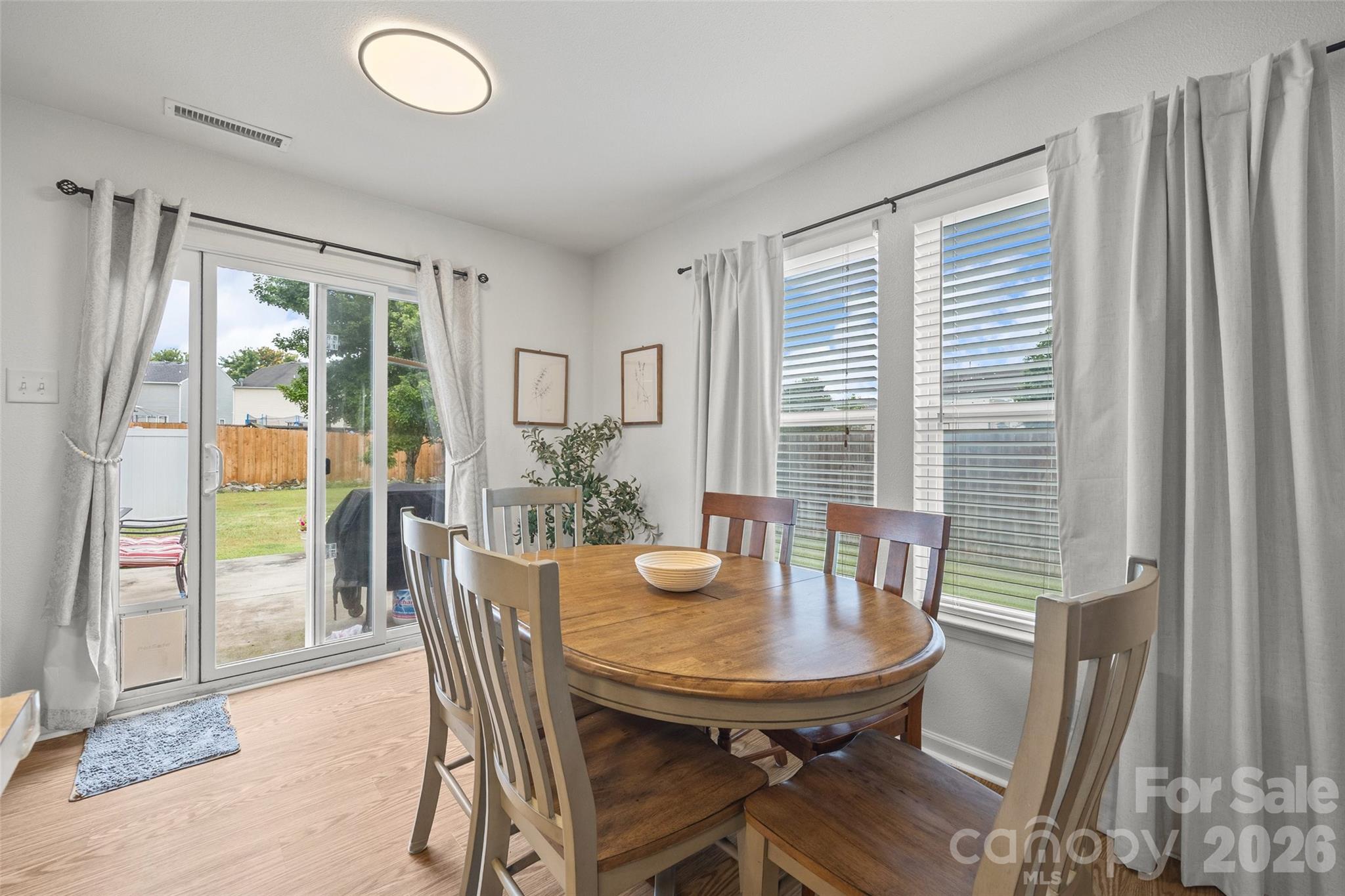 5022 Meanna Drive Property Photo 18