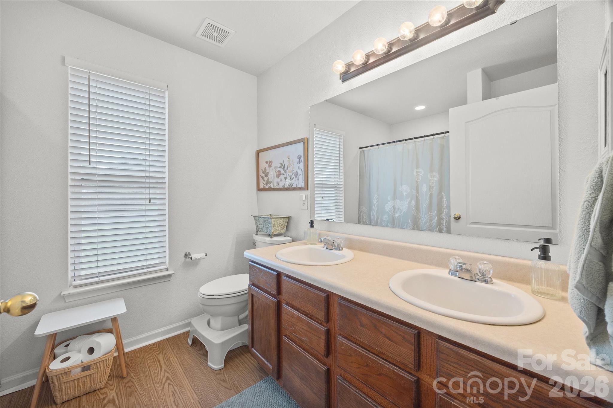 5022 Meanna Drive Property Photo 23