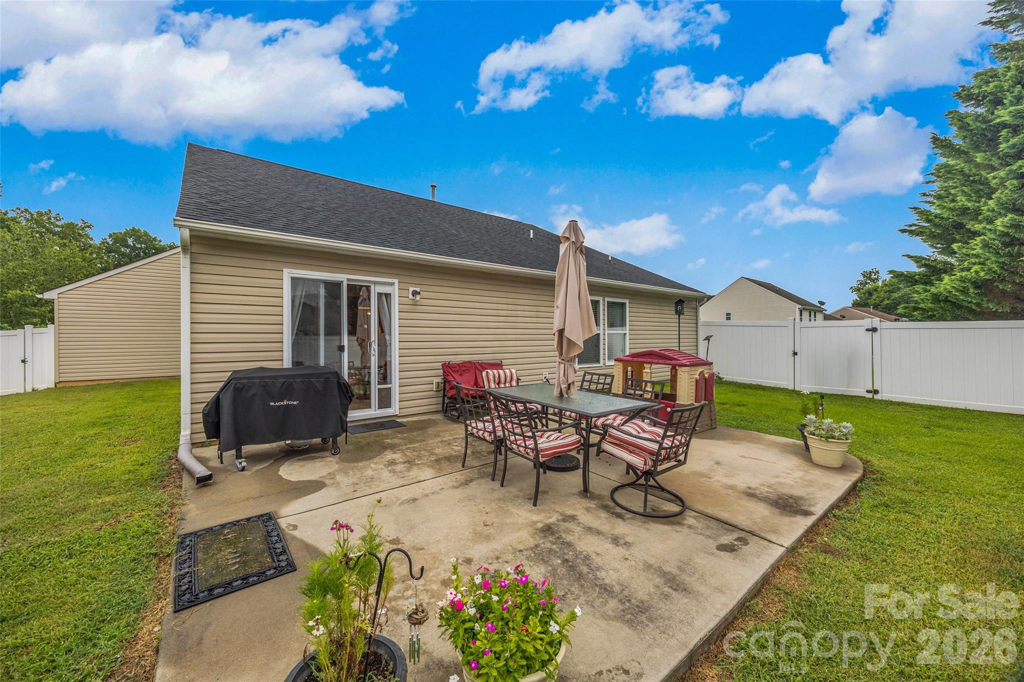 5022 Meanna Drive Property Photo 26