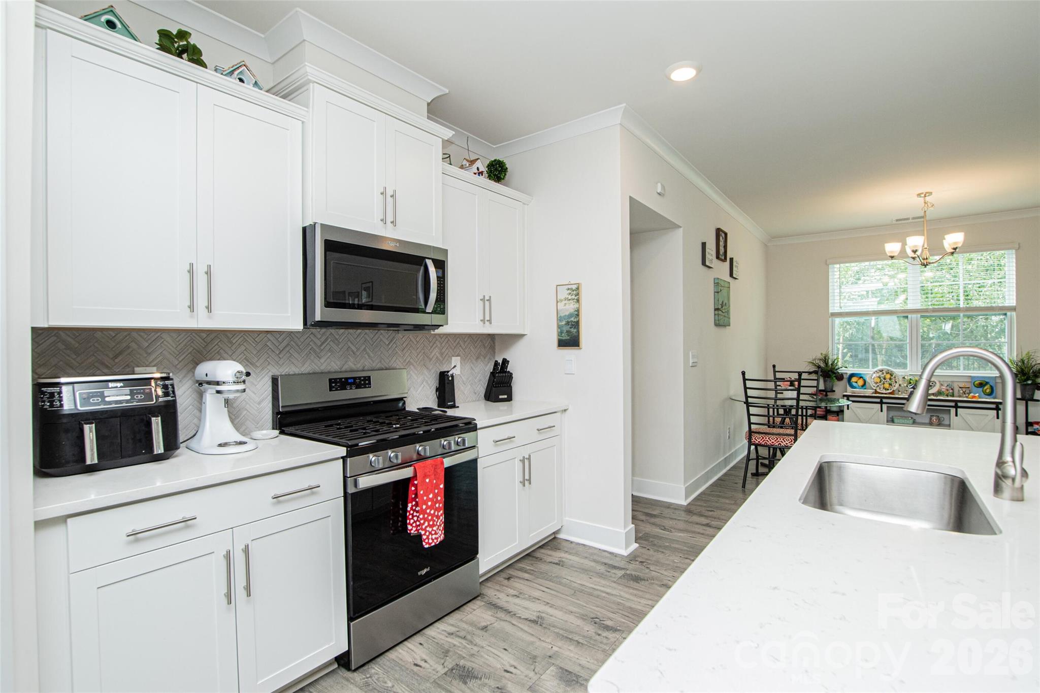 177 Sari Street Property Photo 10