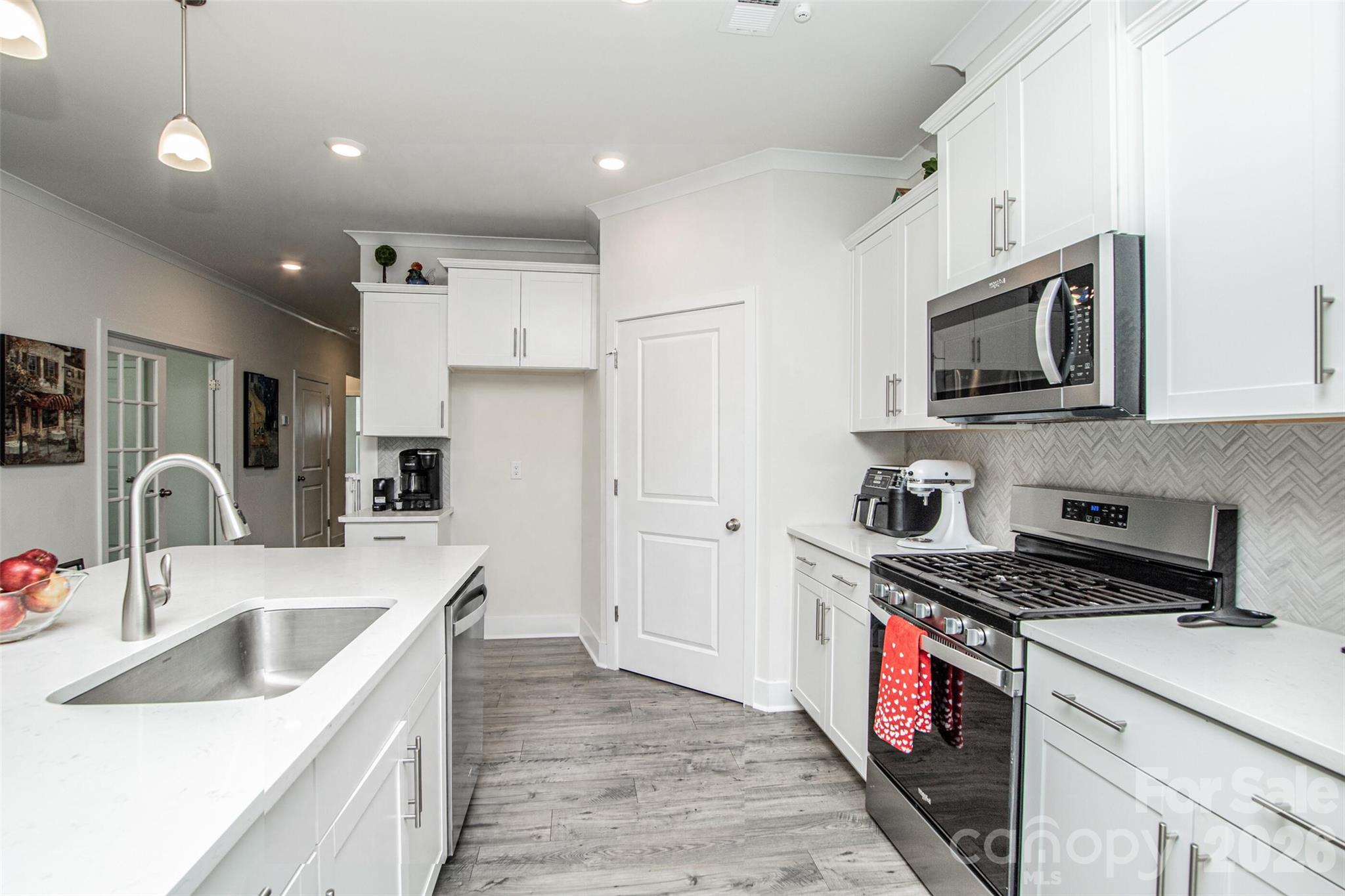 177 Sari Street Property Photo 11