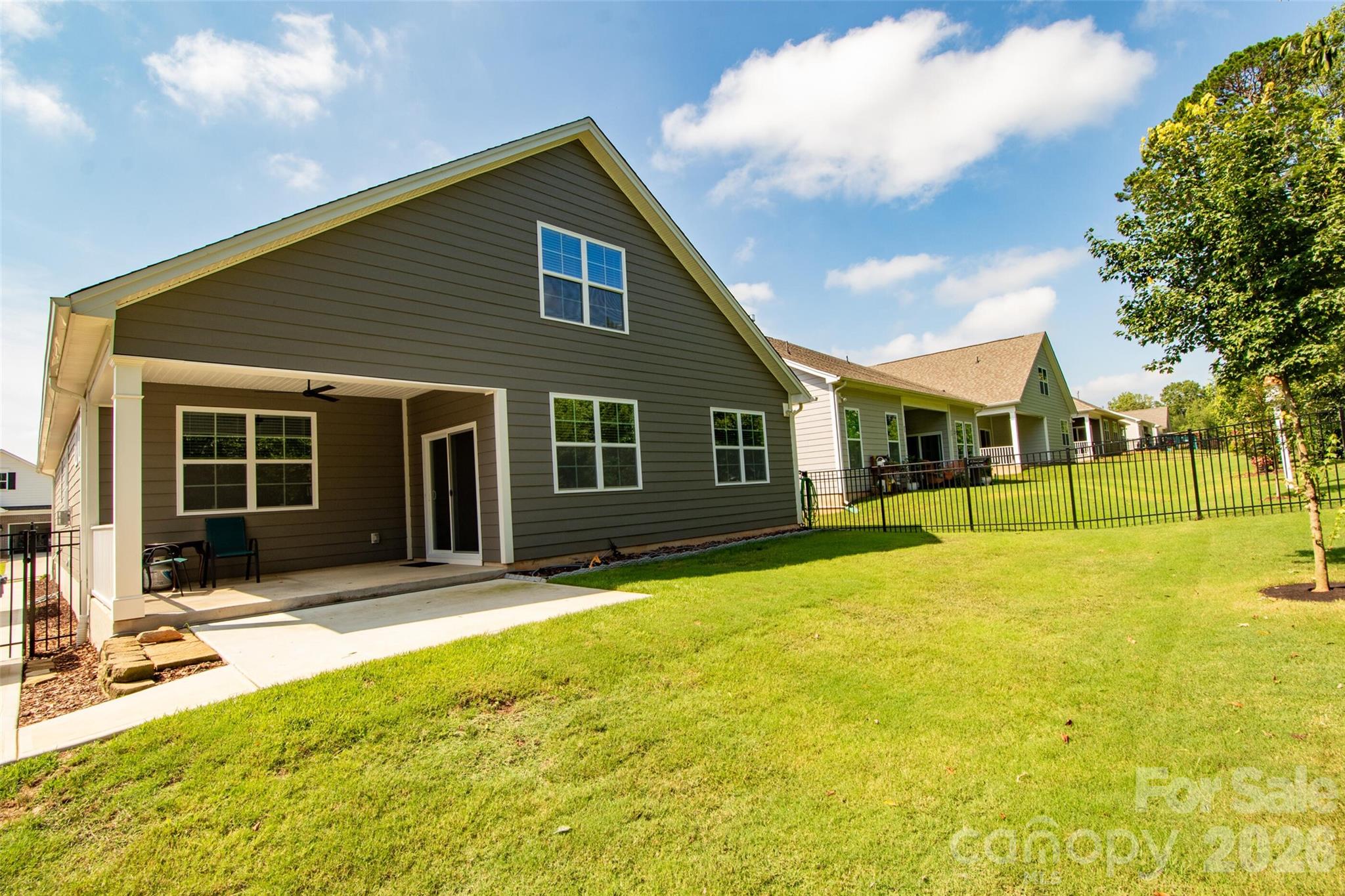 177 Sari Street Property Photo 43