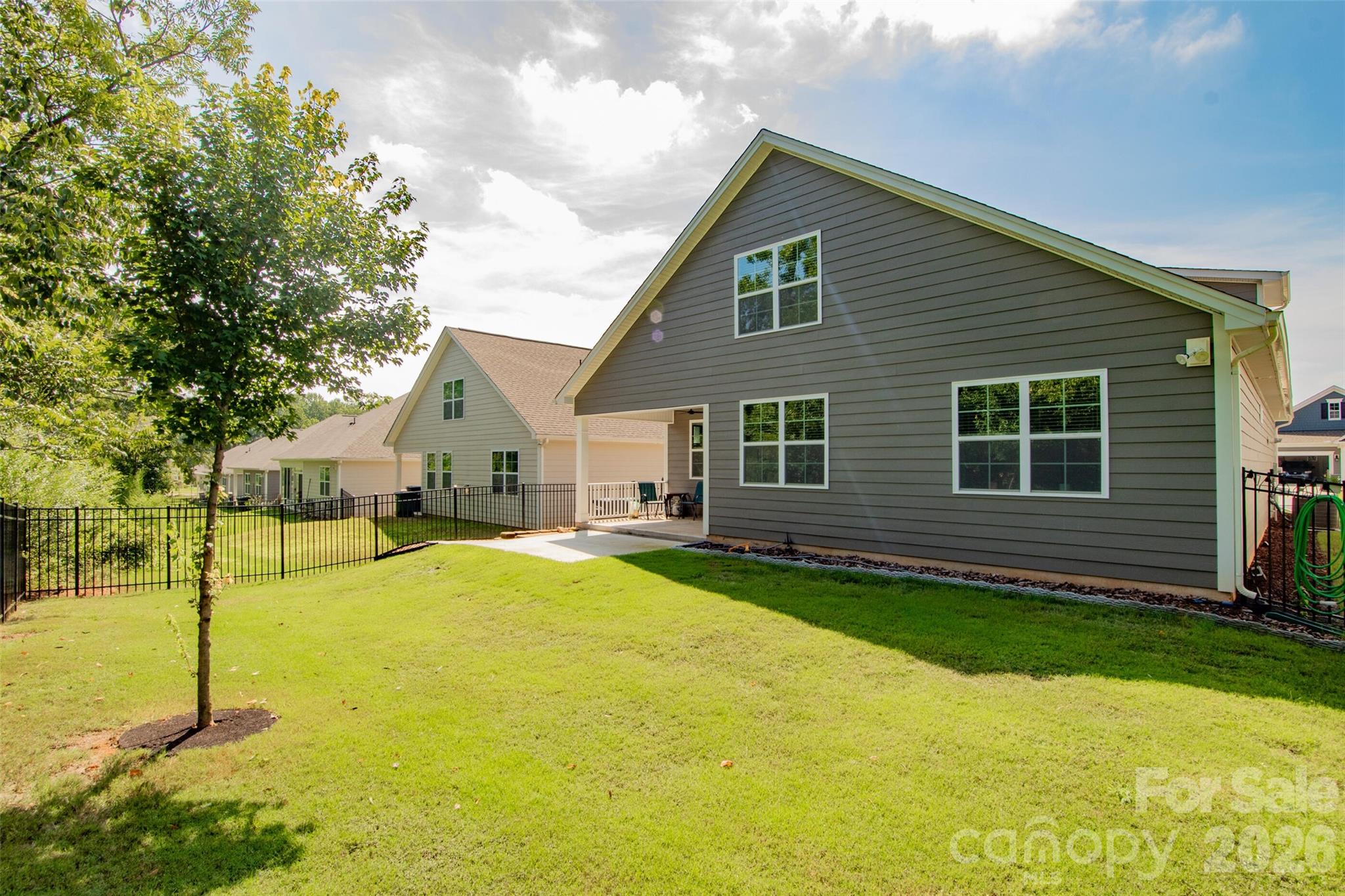 177 Sari Street Property Photo 44