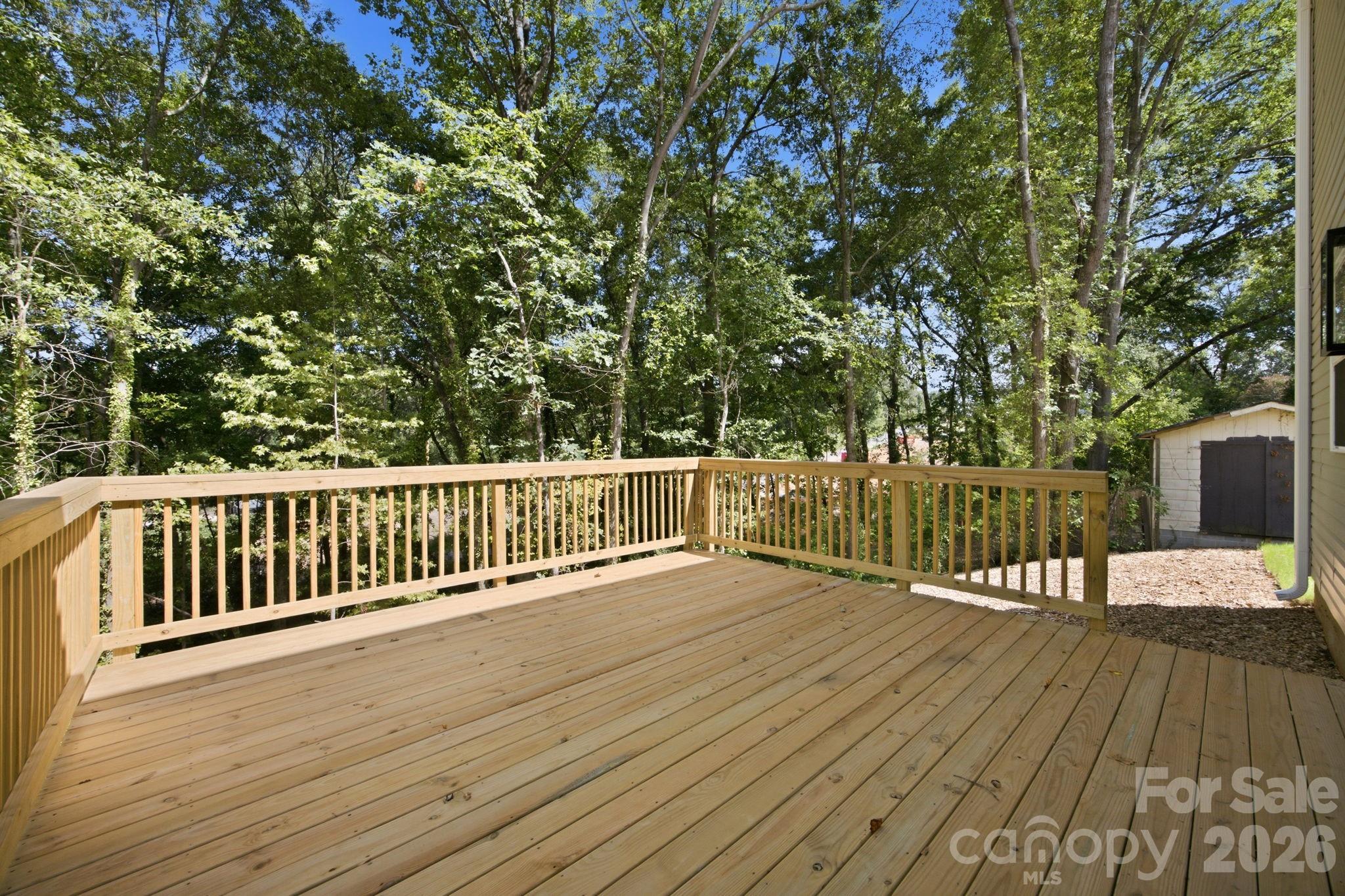 312 North Street Property Photo 4