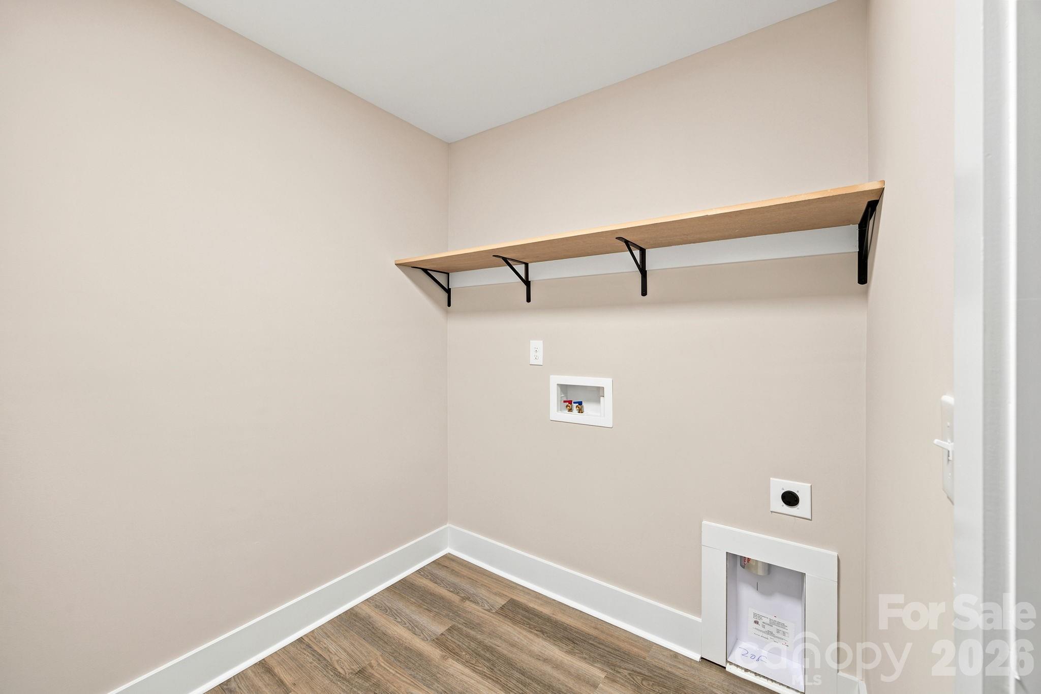 312 North Street Property Photo 31