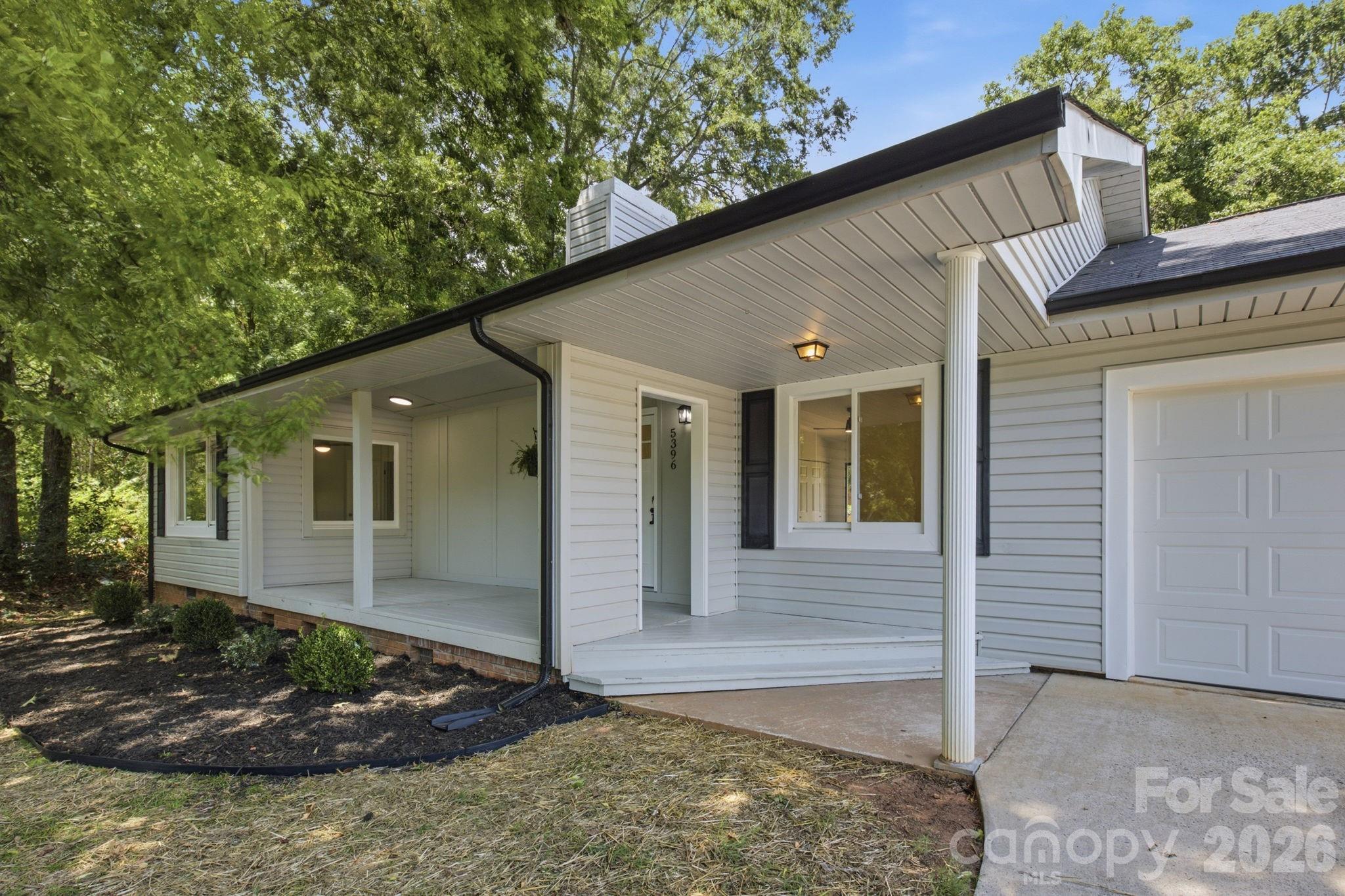 5396 Stonewood Drive Property Photo 3