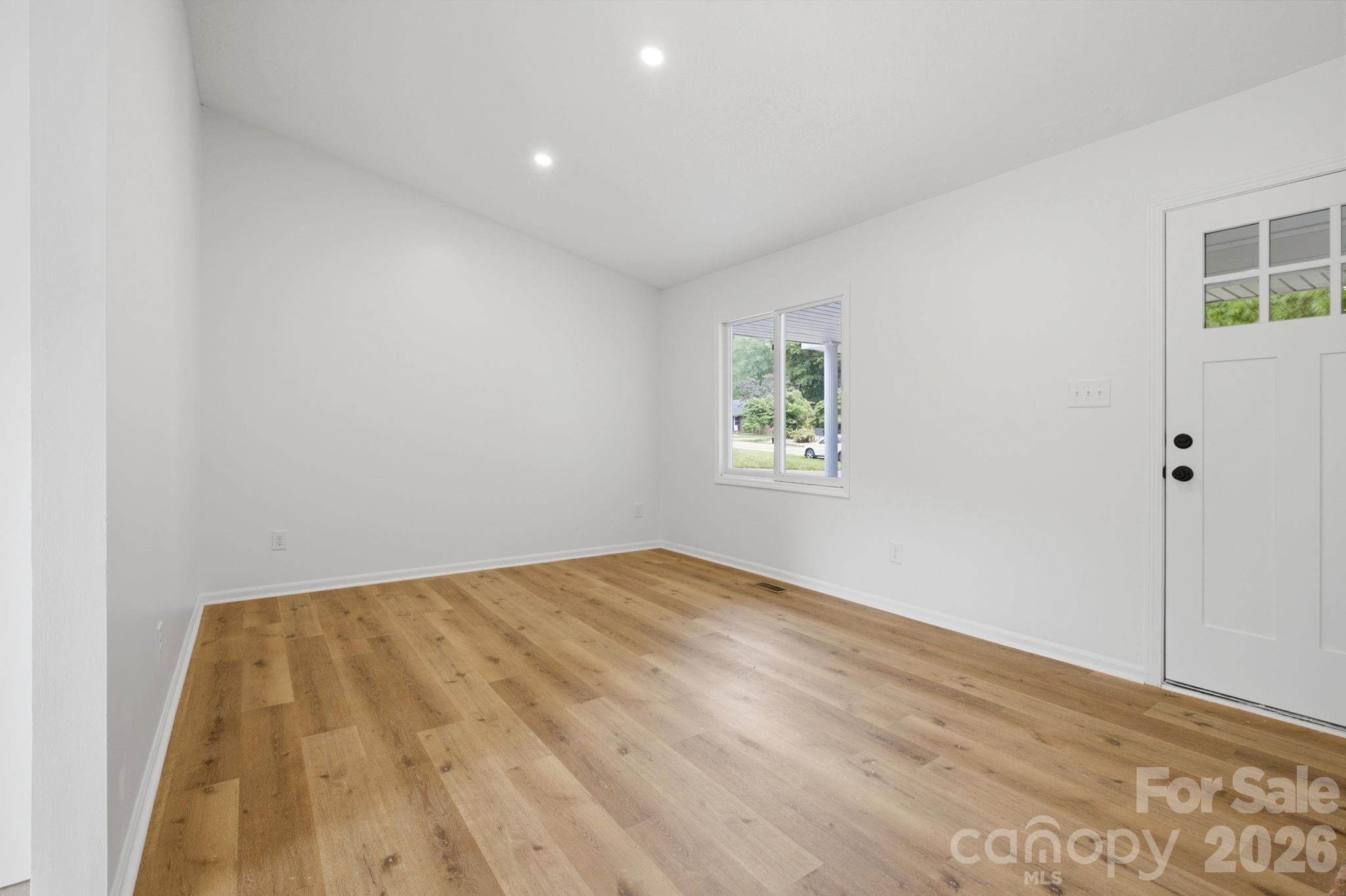 5396 Stonewood Drive Property Photo 10