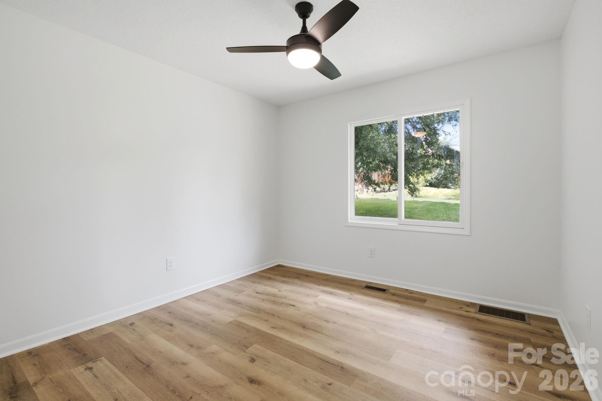 5396 Stonewood Drive Property Photo 21