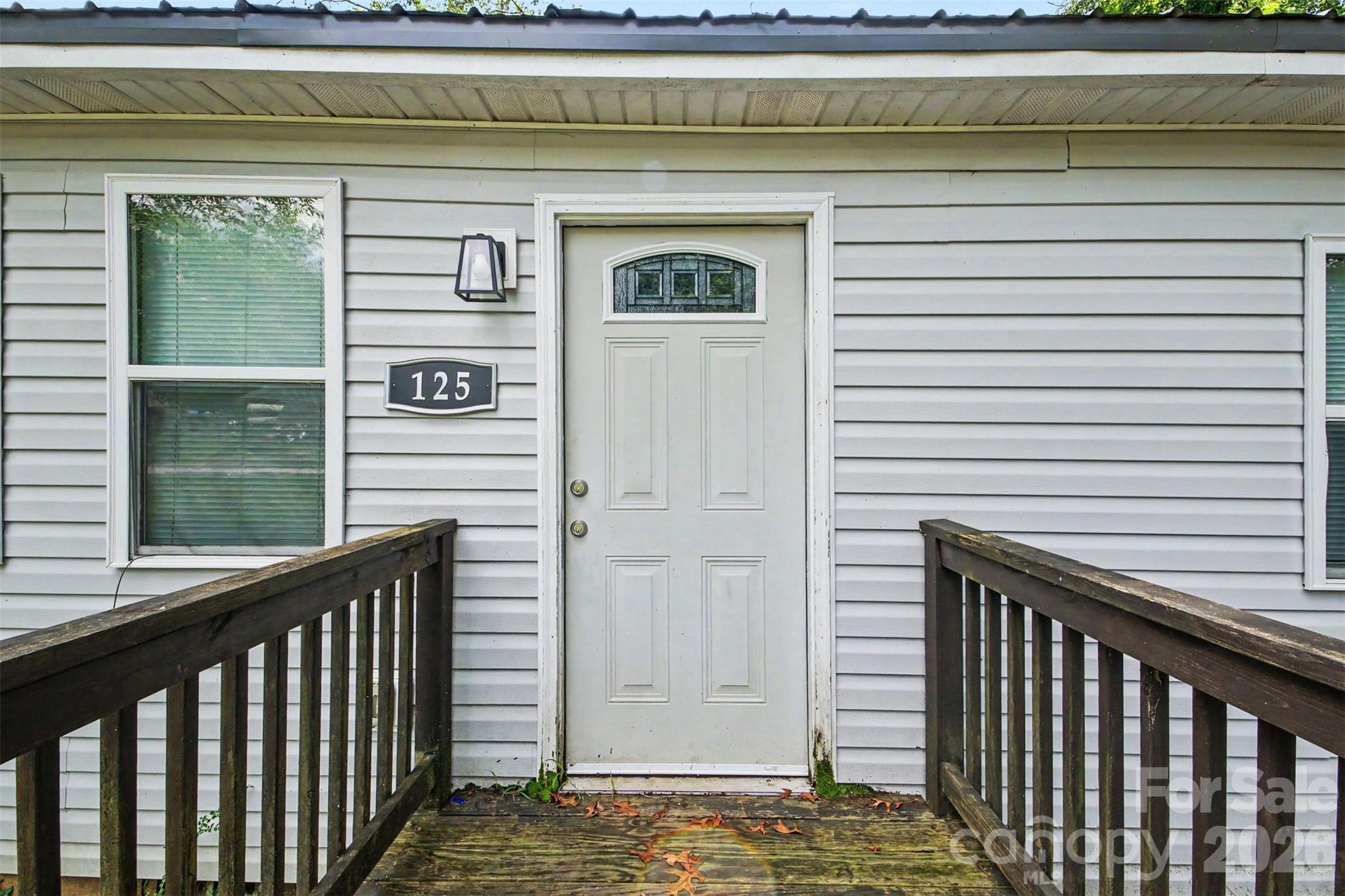 125 Gains Lane Property Photo 2