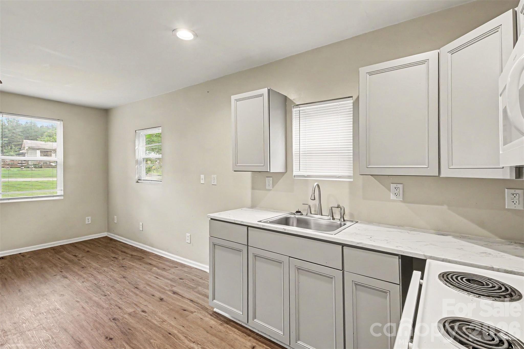 125 Gains Lane Property Photo 8