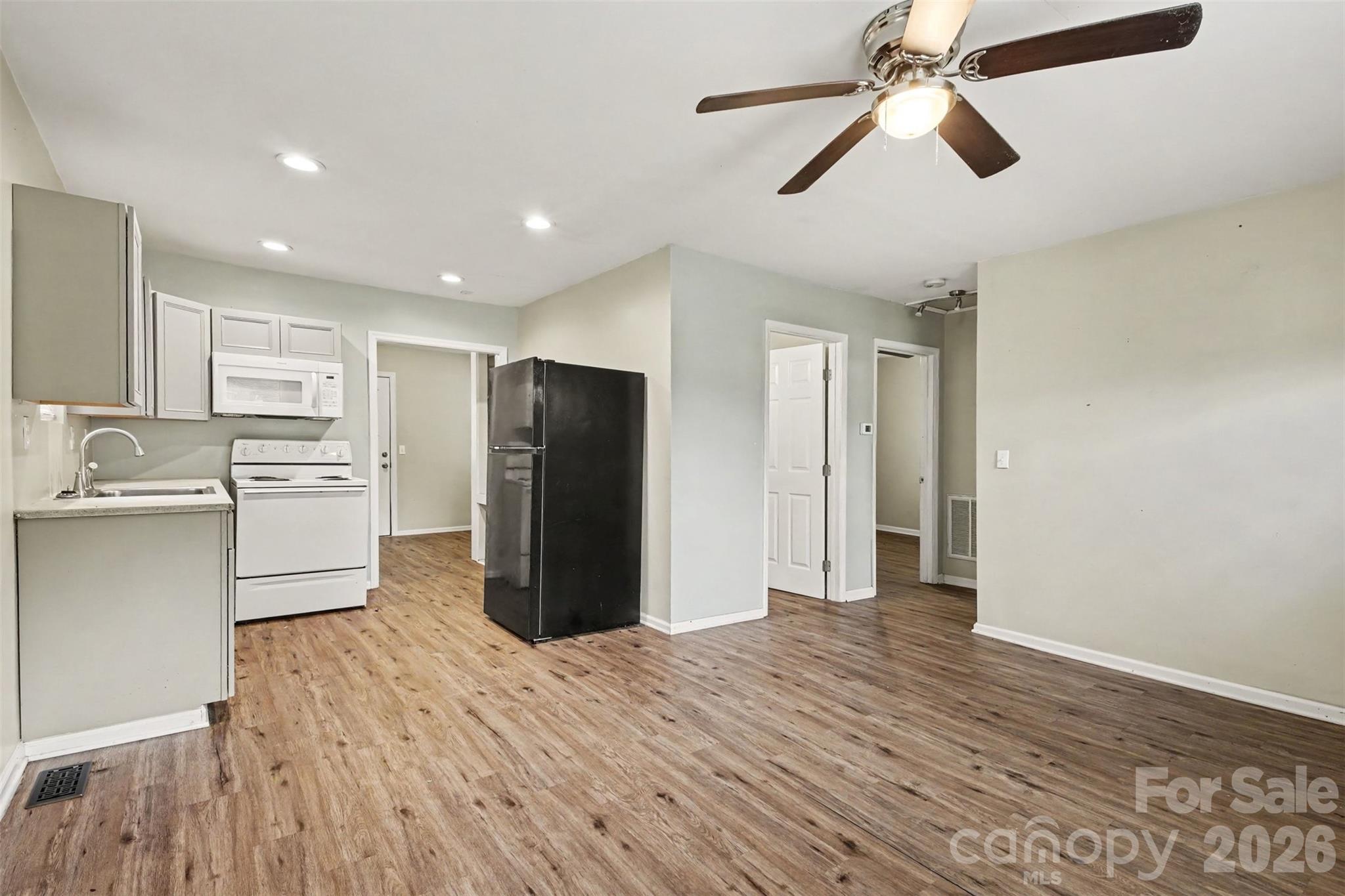 125 Gains Lane Property Photo 10