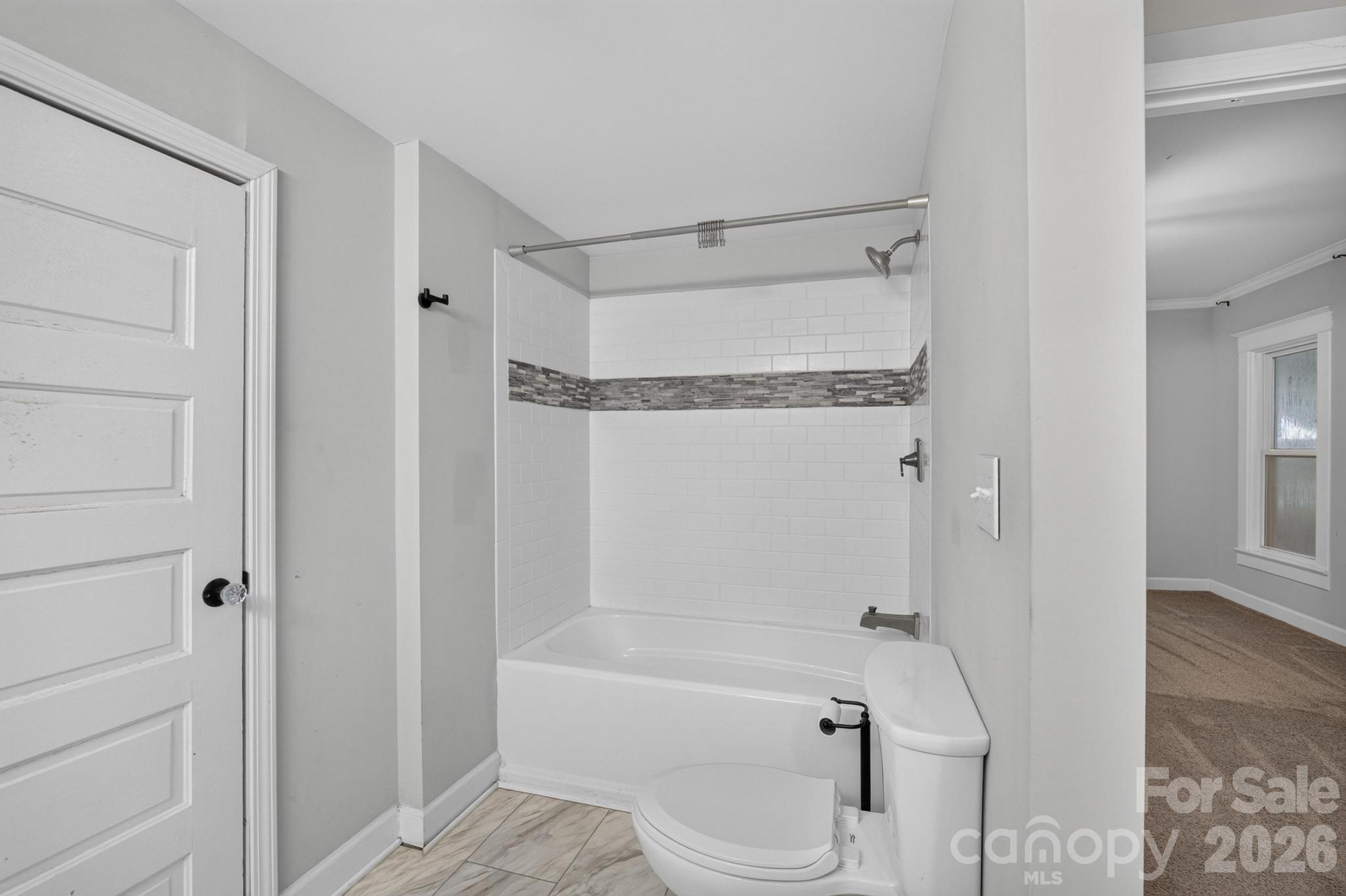 413 W Main Street Property Photo 27