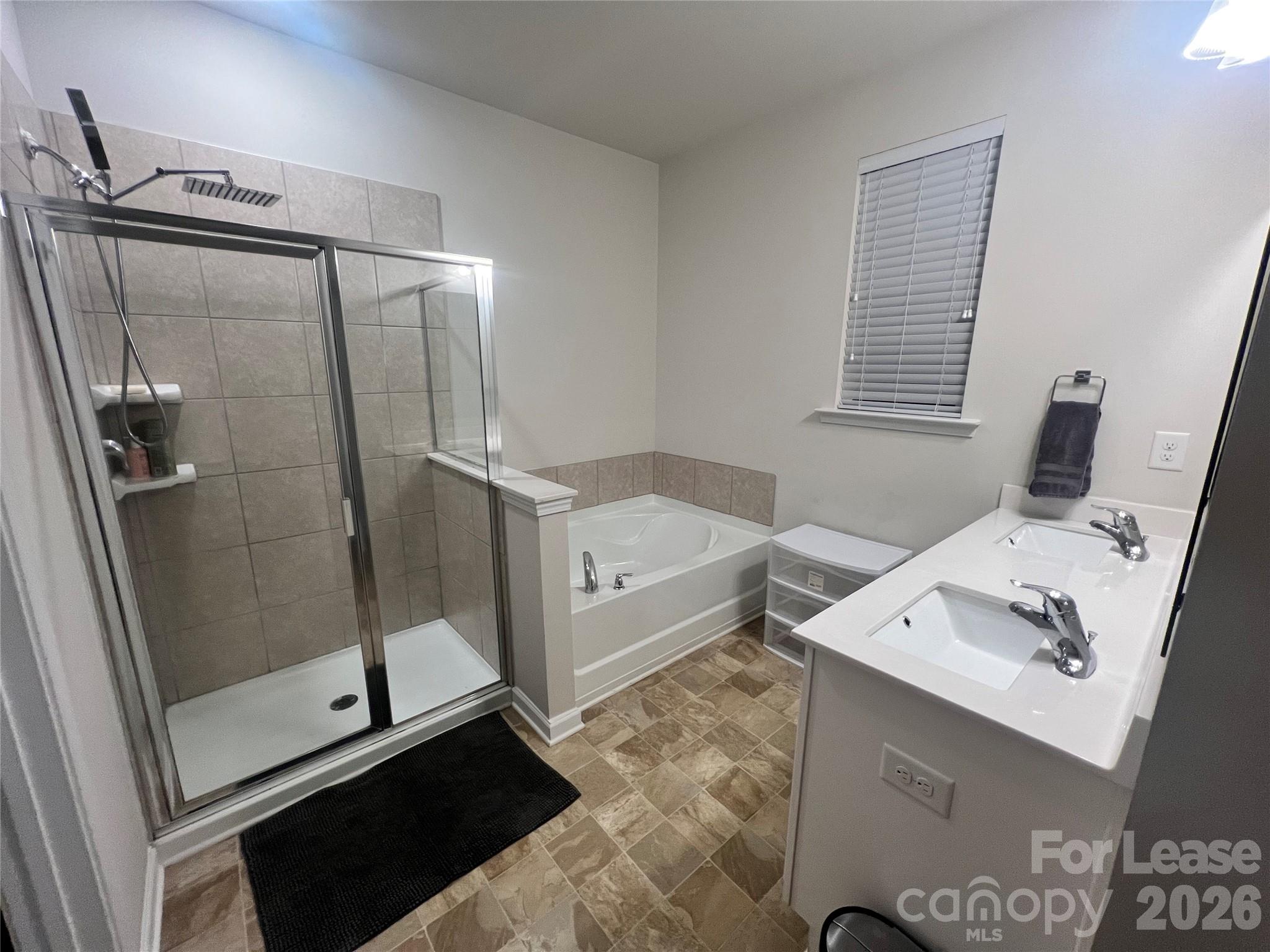 8010 Foxcroft Drive Property Photo 12