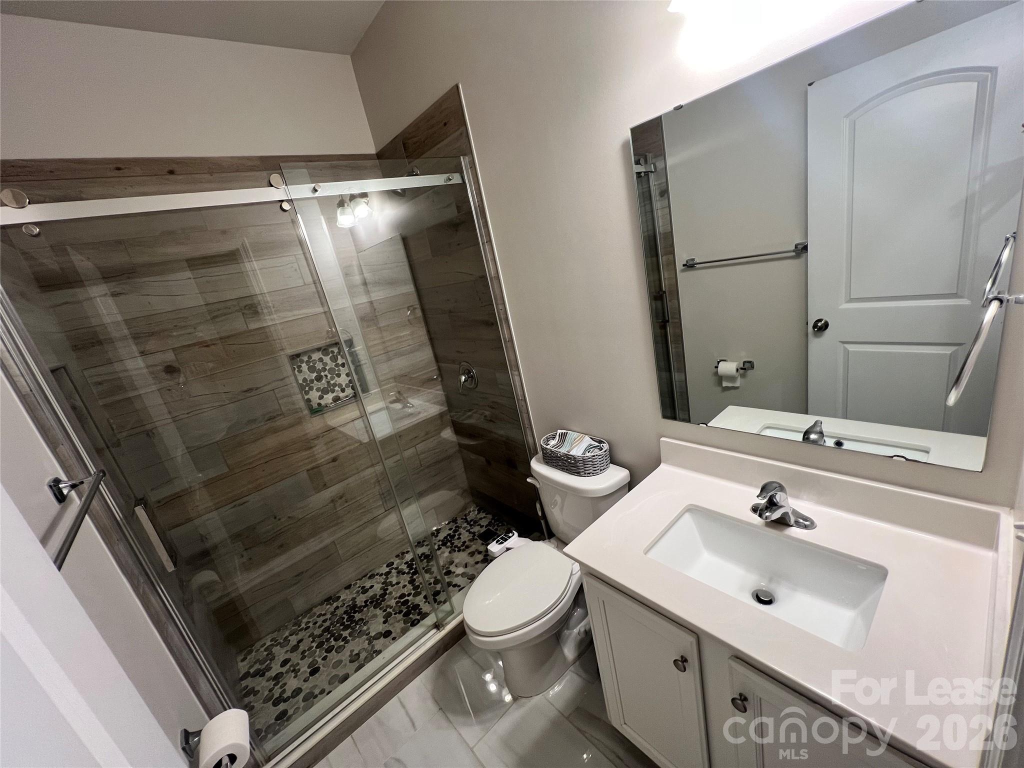 8010 Foxcroft Drive Property Photo 20