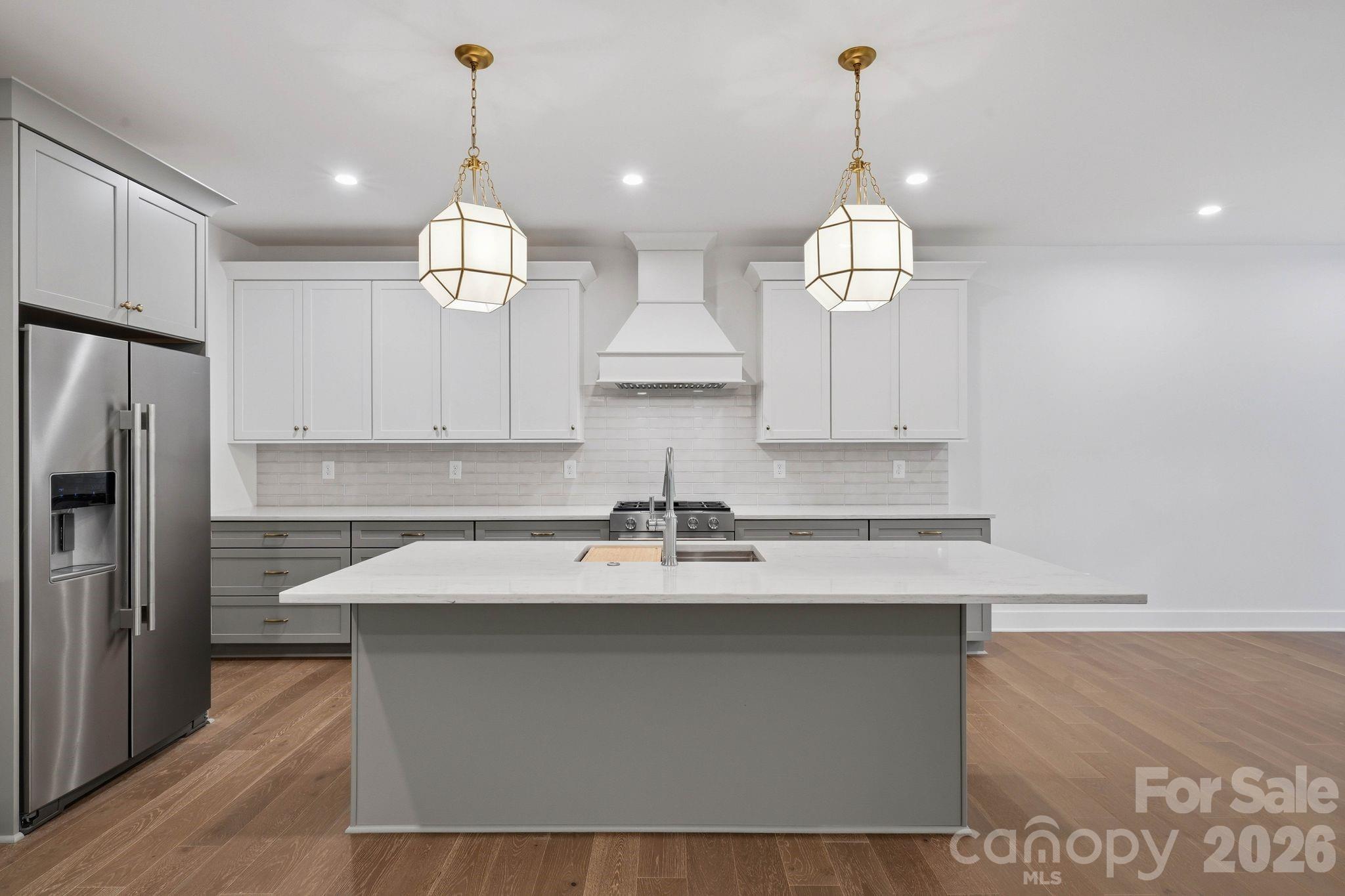 2311 Chateau Court Property Photo 17