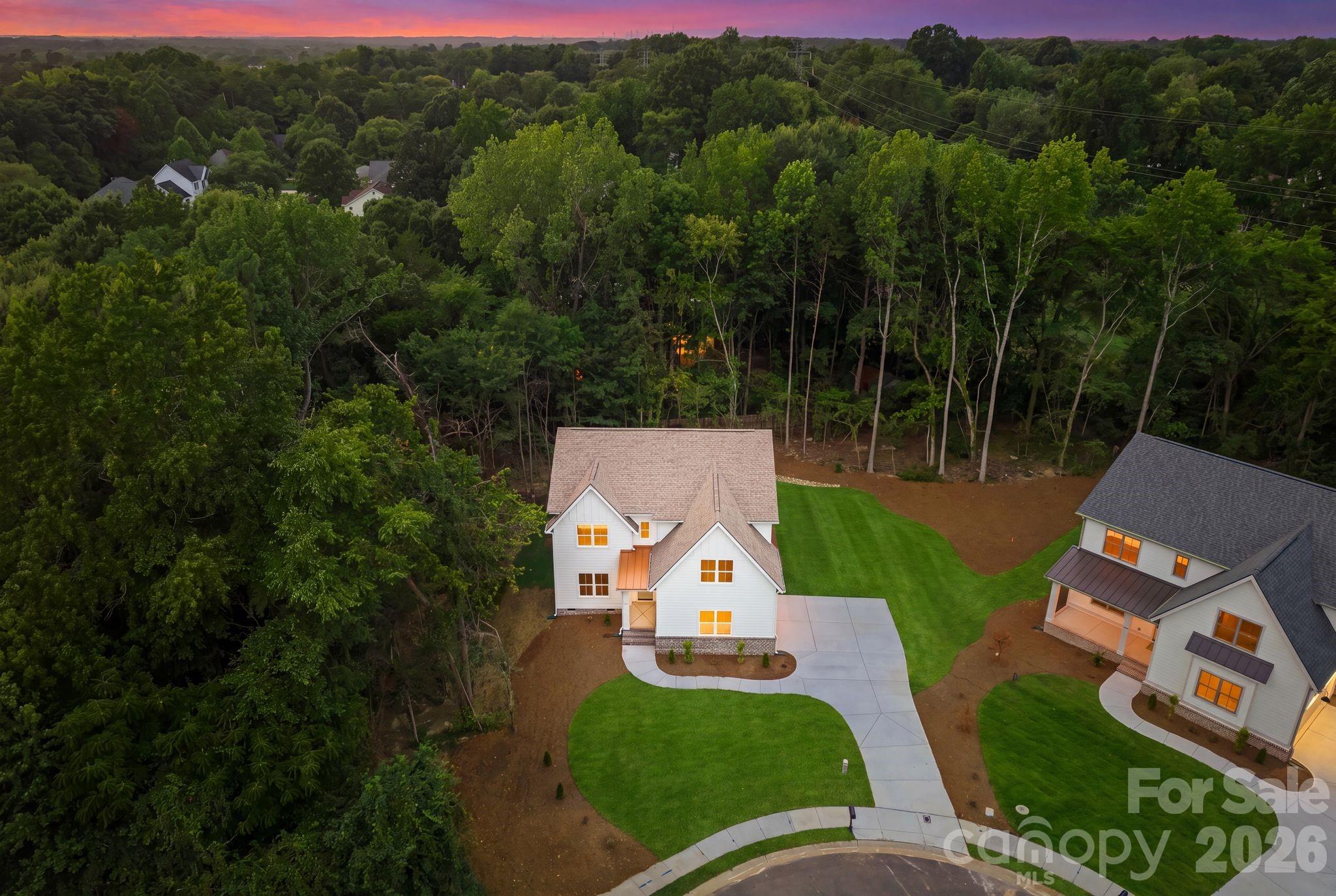 2311 Chateau Court Property Photo 45