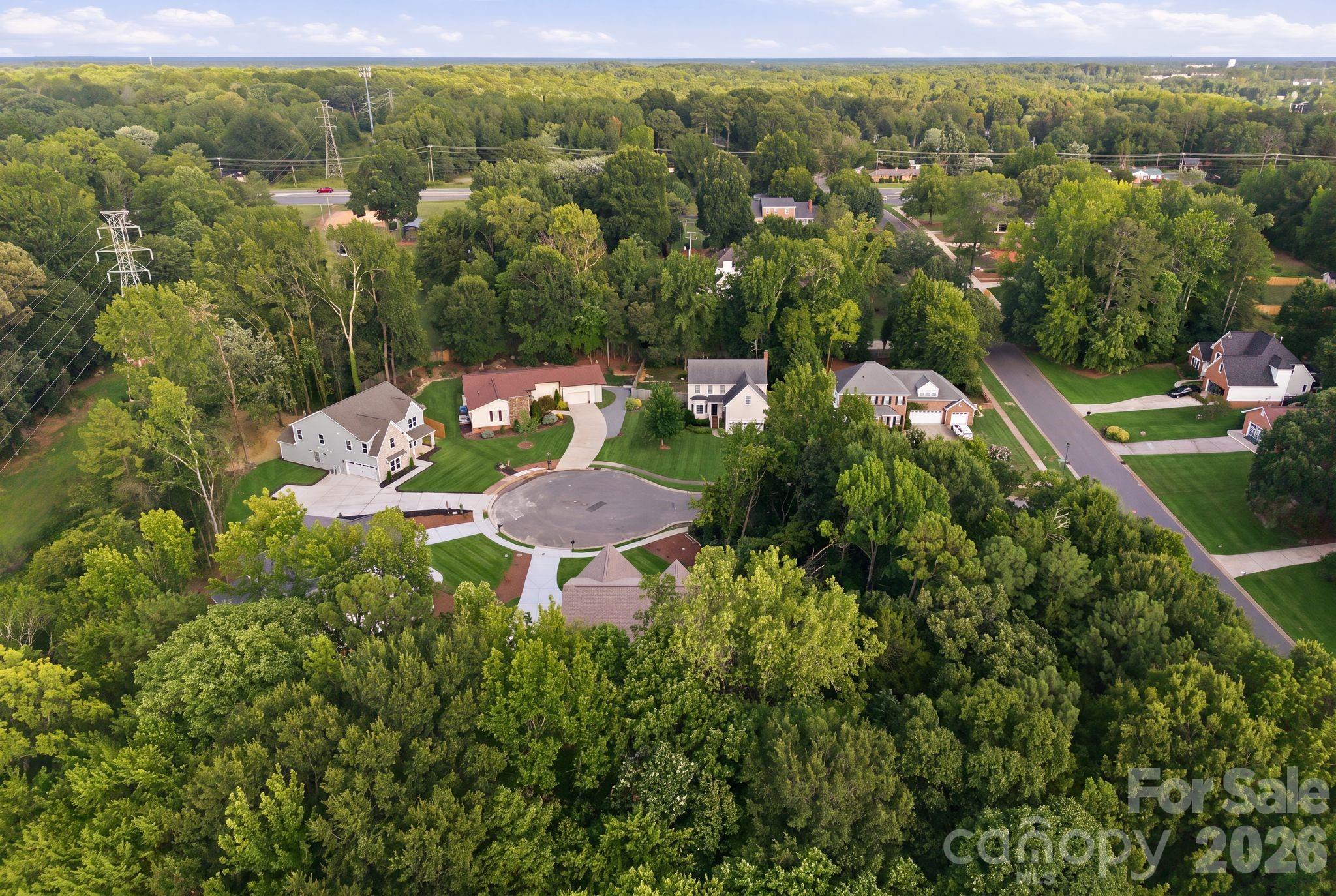 2311 Chateau Court Property Photo 48
