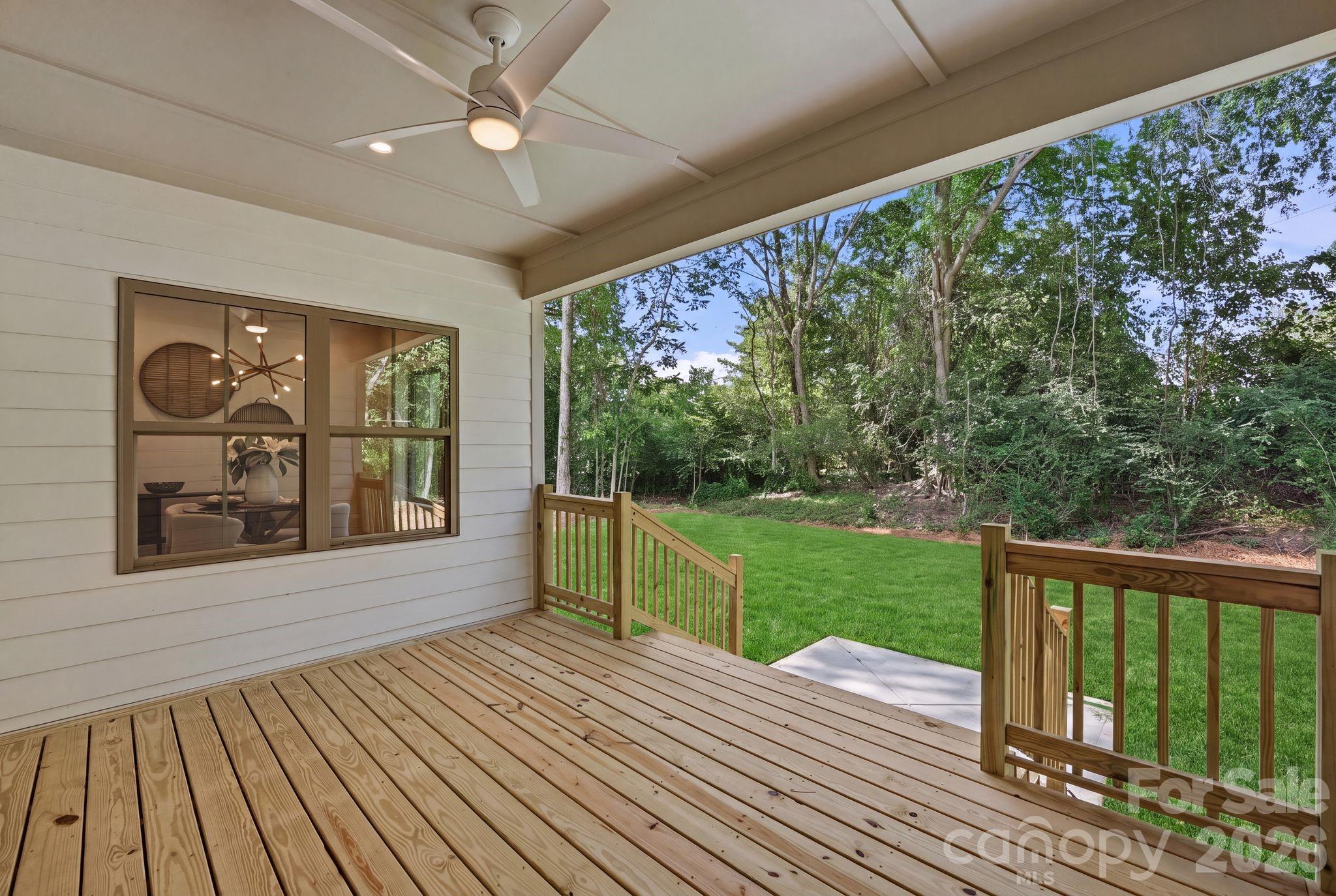 2315 Chateau Court Property Photo 19