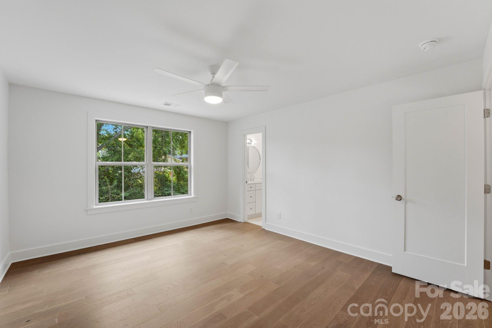 2315 Chateau Court Property Photo 38