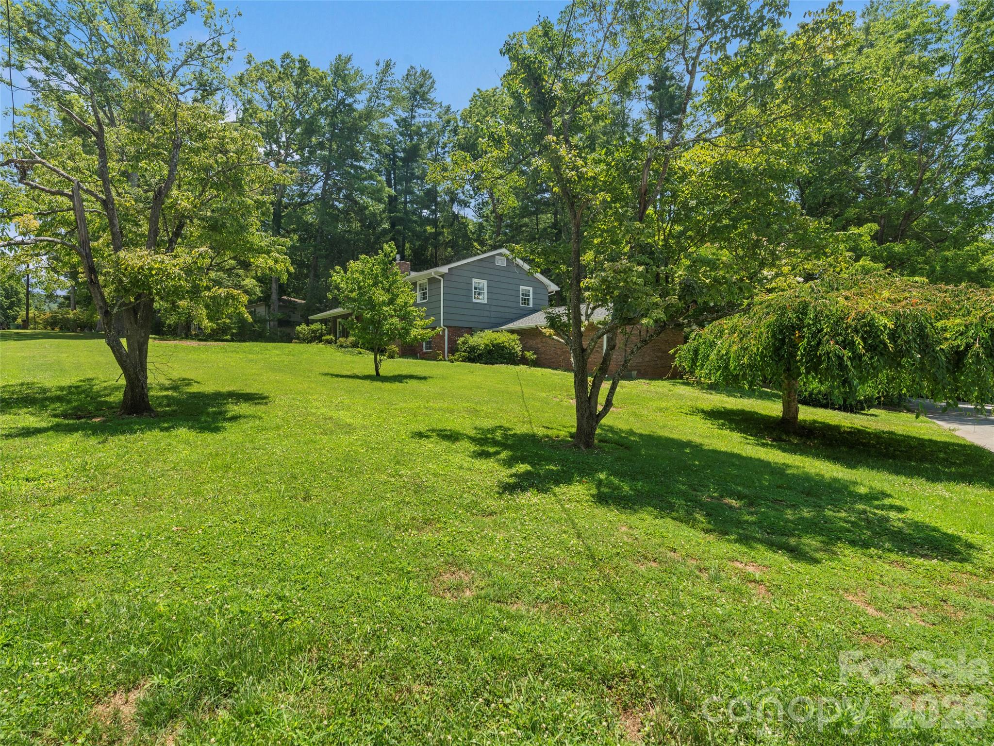 20 S Oak Forest Drive Property Photo 2