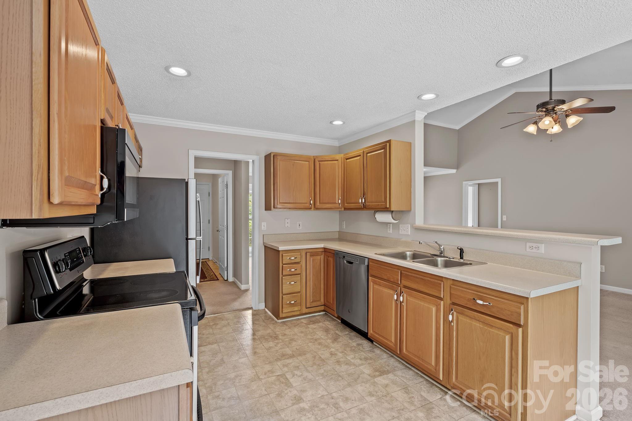 200 Planters Creek Road Property Photo 8