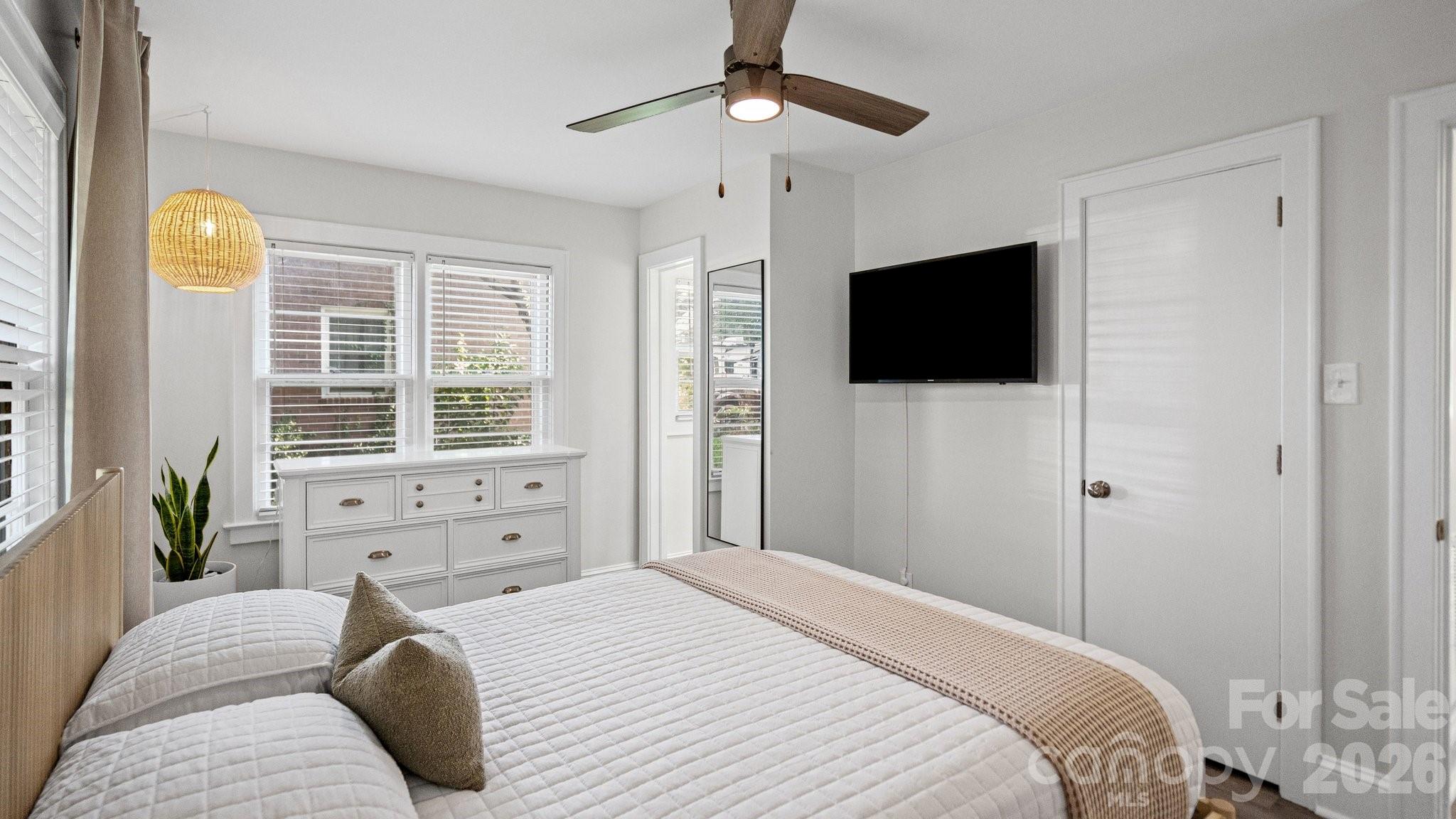 914 Crestmere Street Property Photo 20