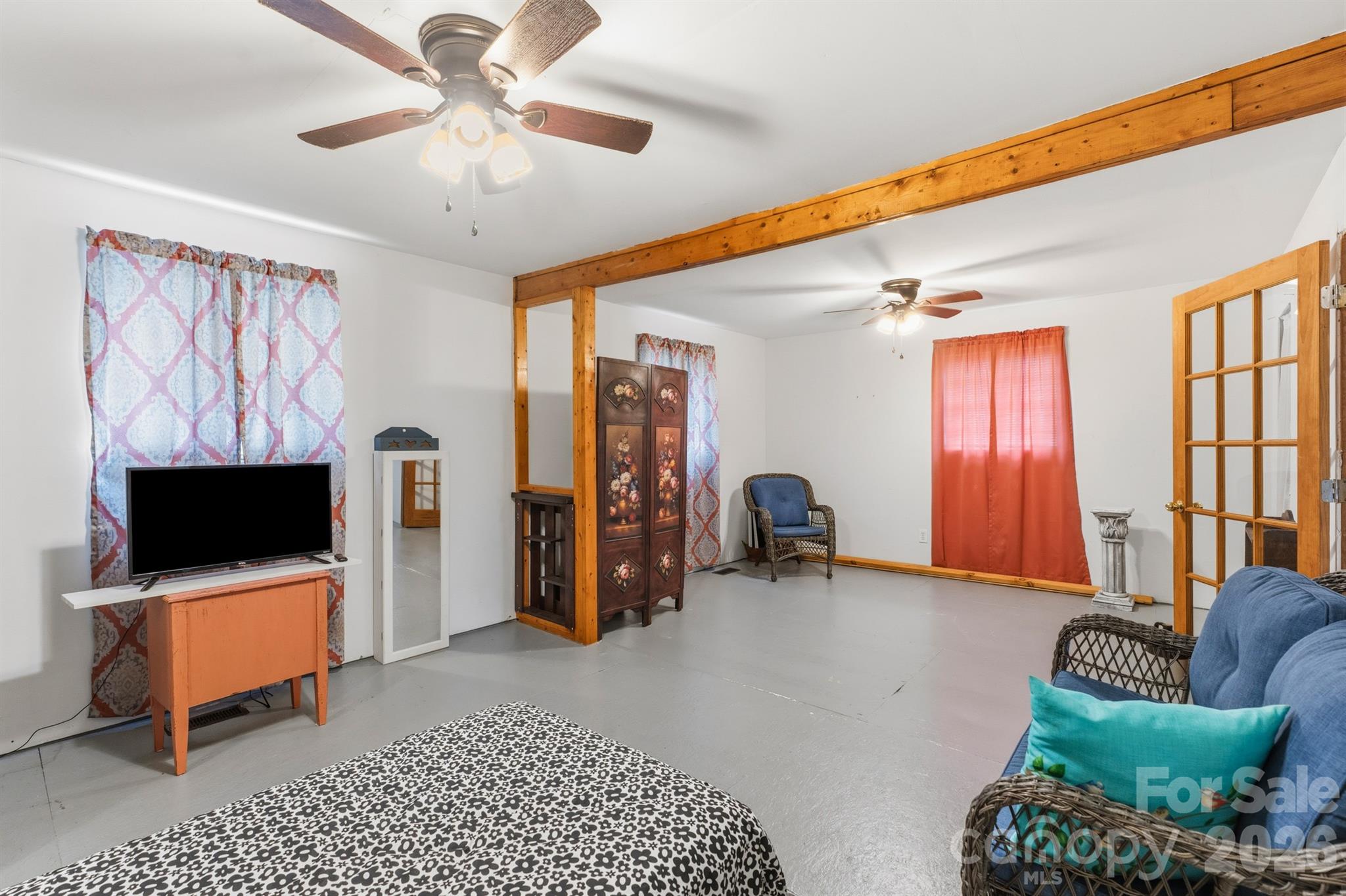 7040 Vintage Road Property Photo 12