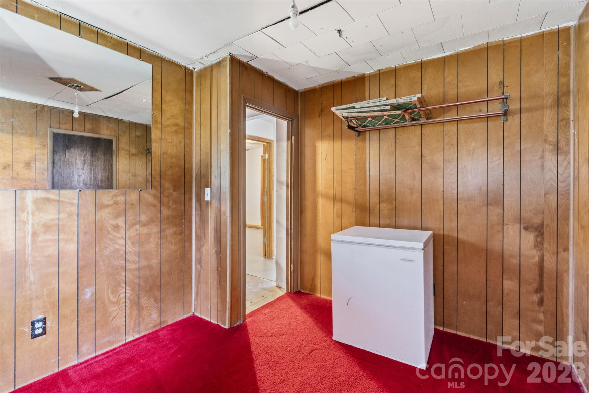 7040 Vintage Road Property Photo 17