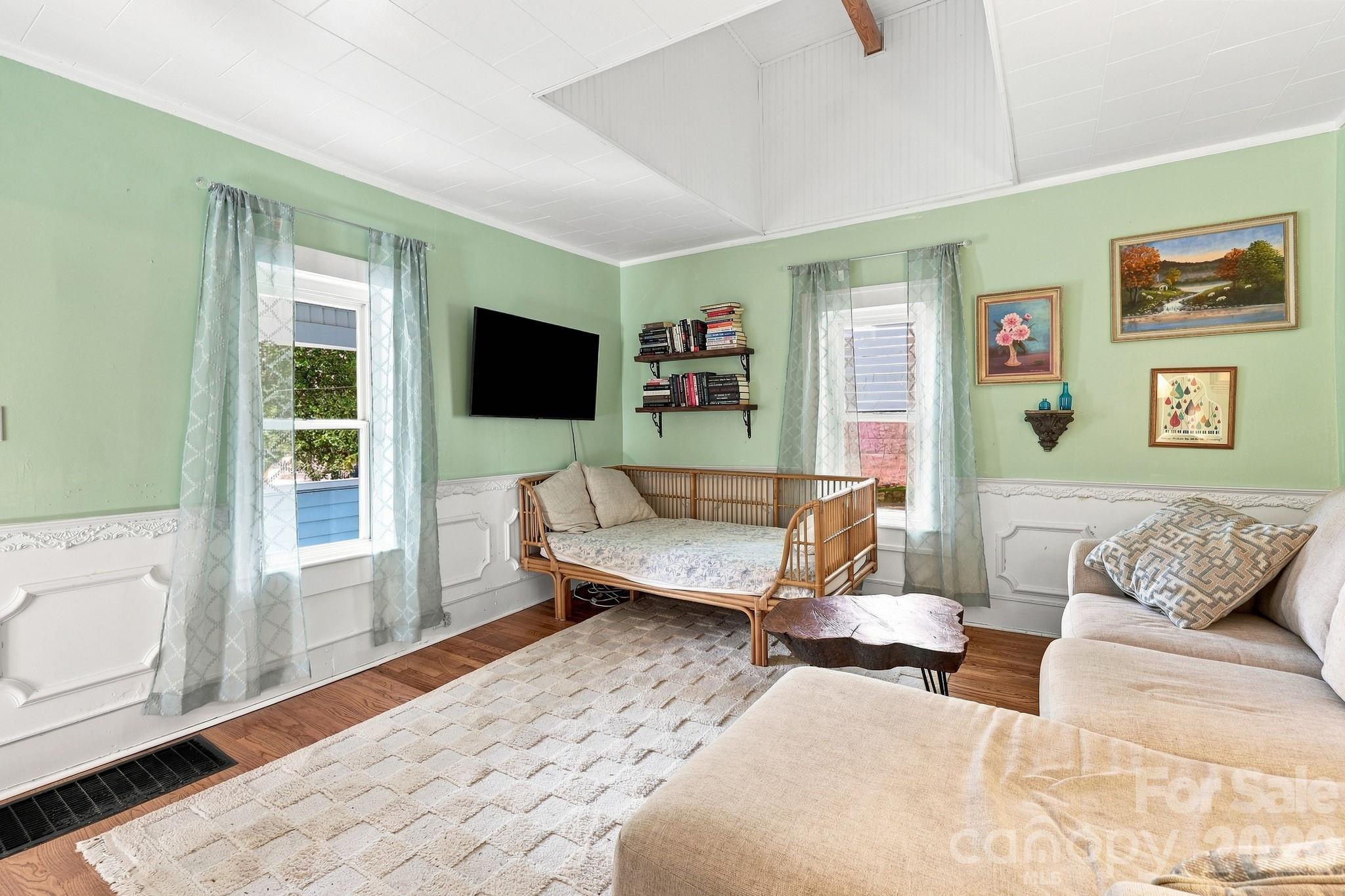 67 Montana Avenue Property Photo 8