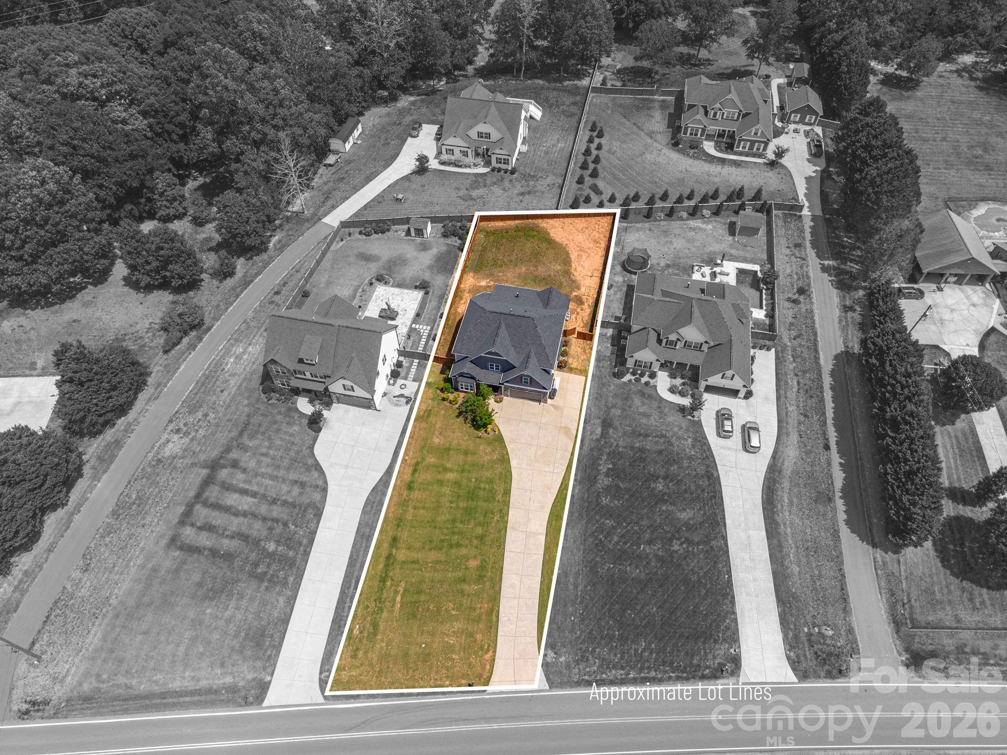 955 Robinson Road Property Photo 4