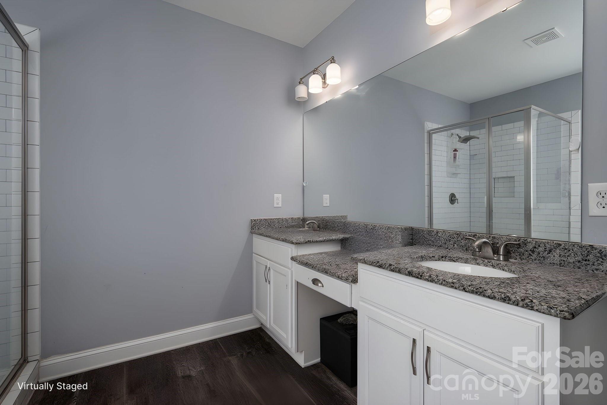 955 Robinson Road Property Photo 14