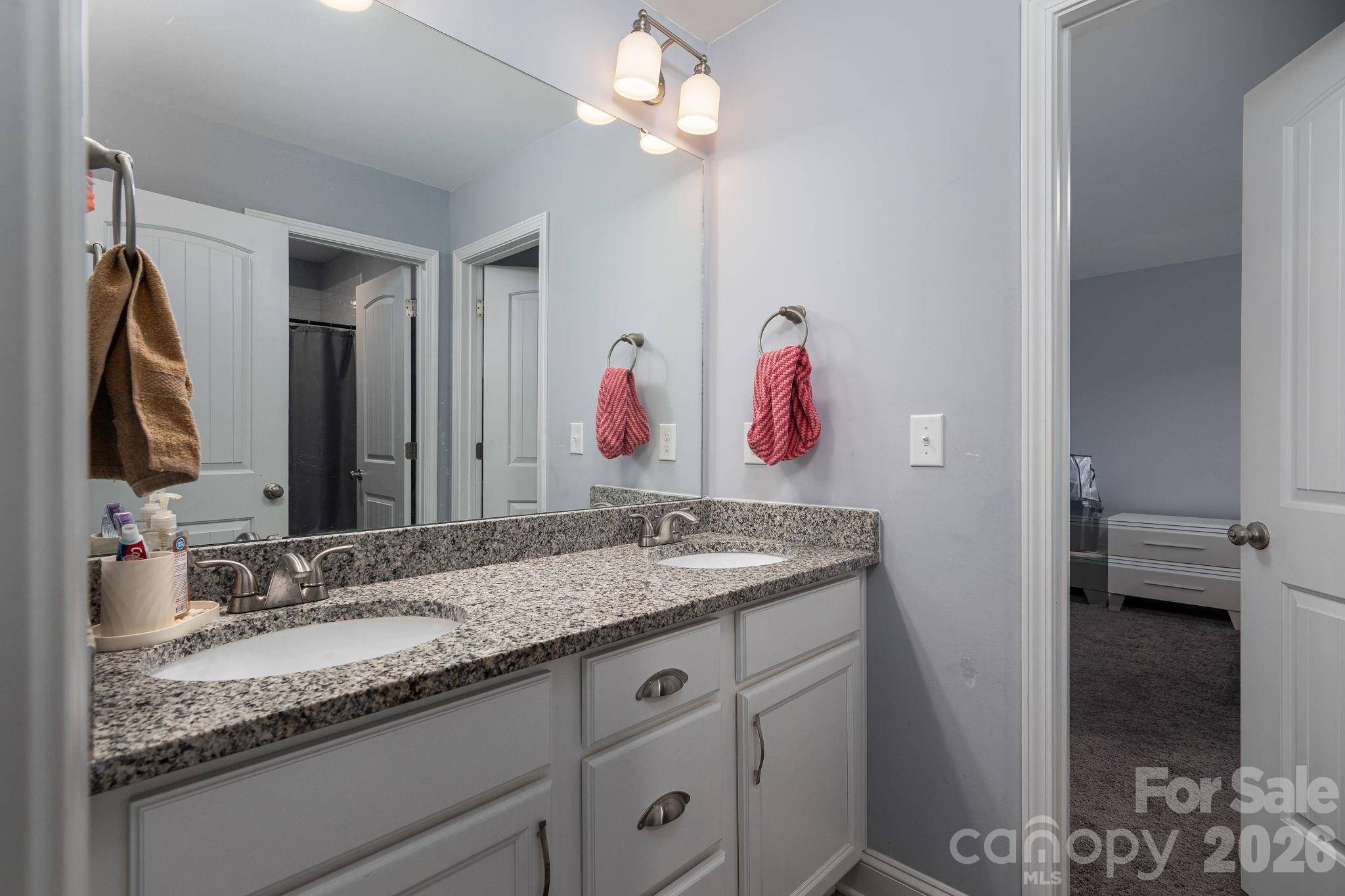 955 Robinson Road Property Photo 18