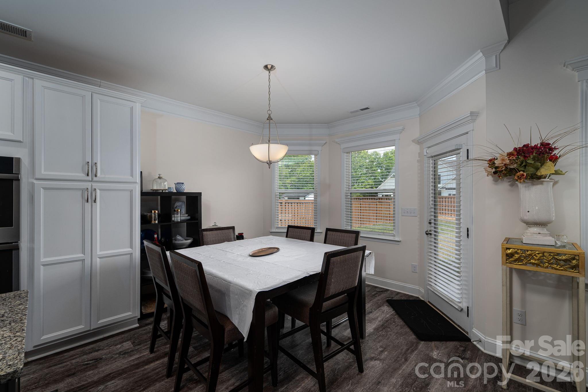 955 Robinson Road Property Photo 22