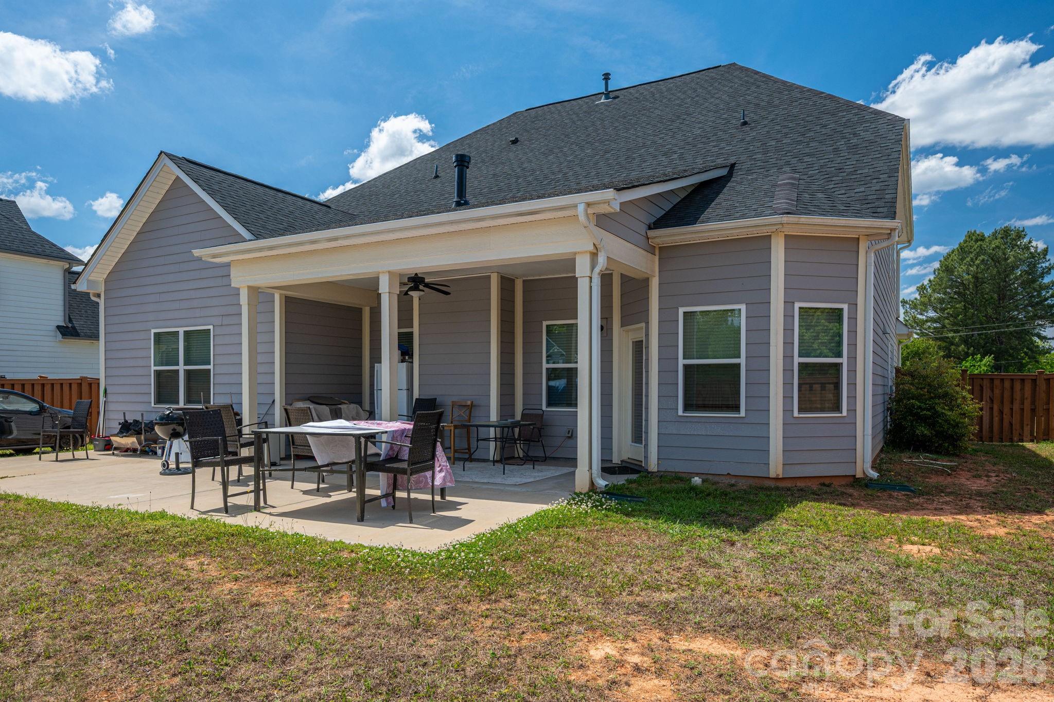 955 Robinson Road Property Photo 23