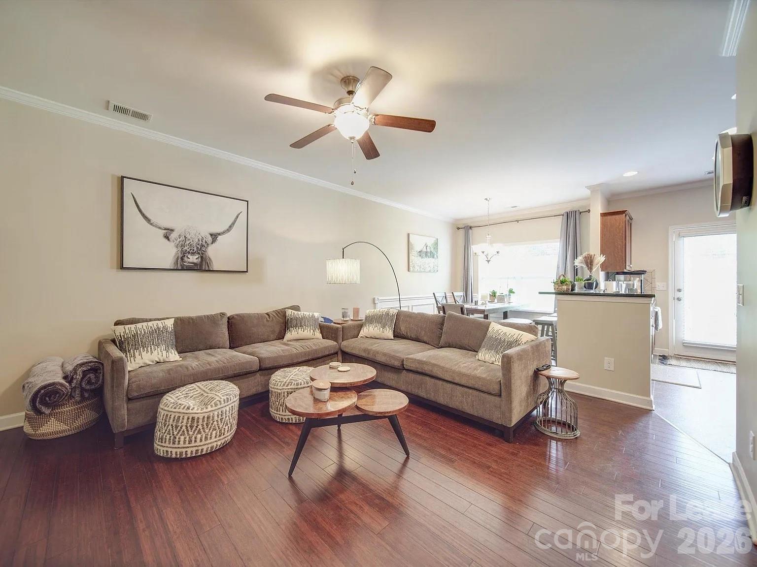 5657 Tipperlinn Way Property Photo 6