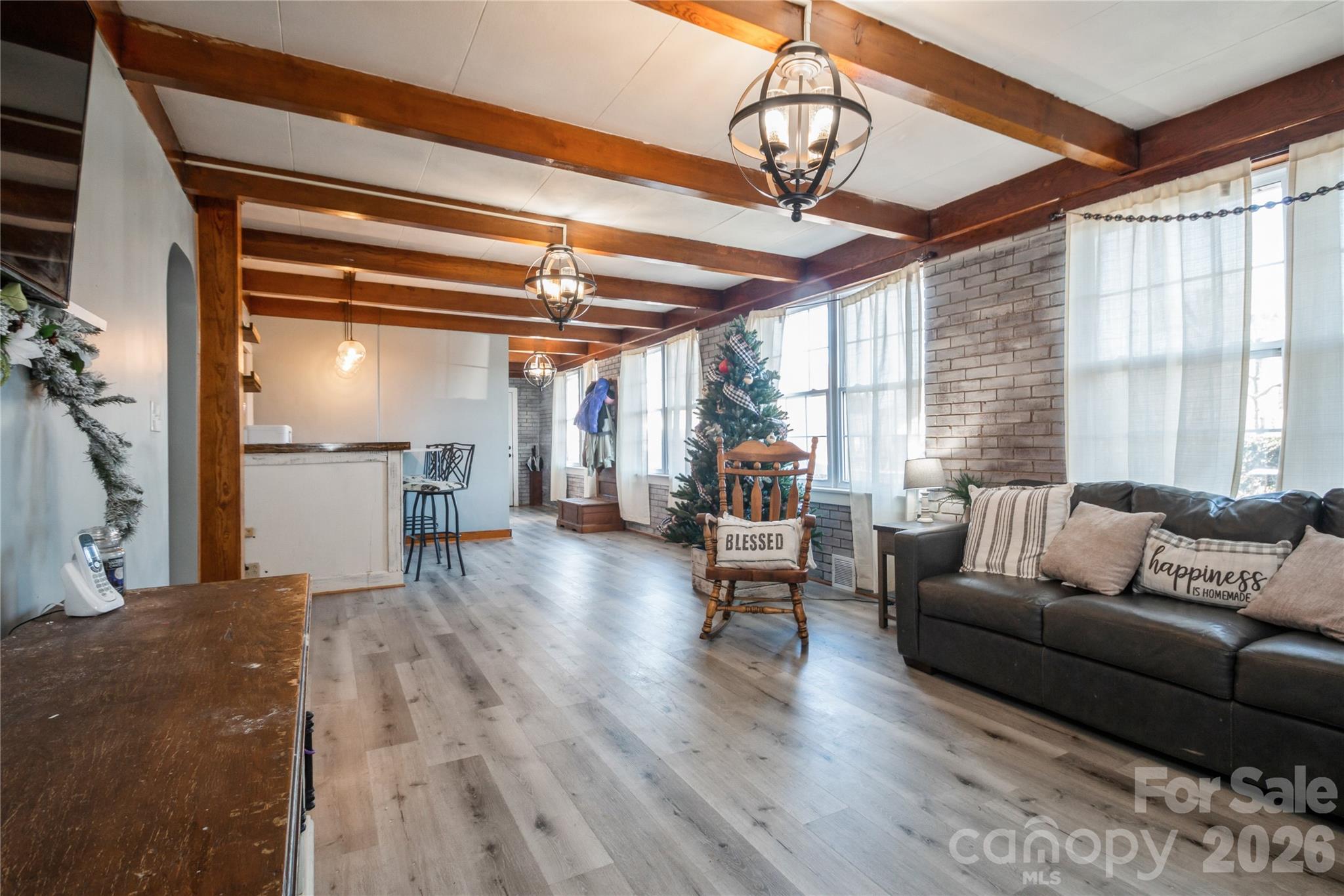 303 Island Ford Road Property Photo 3