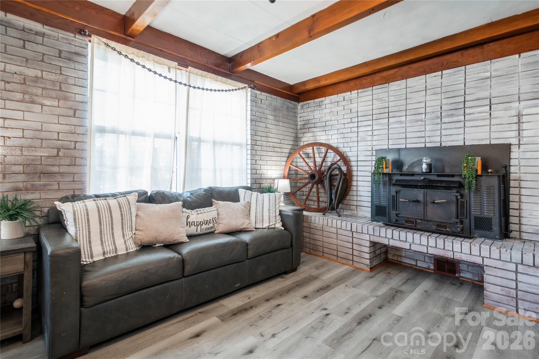 303 Island Ford Road Property Photo 4