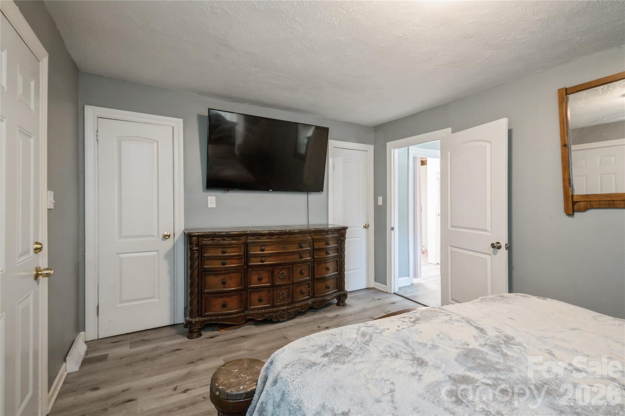 303 Island Ford Road Property Photo 14