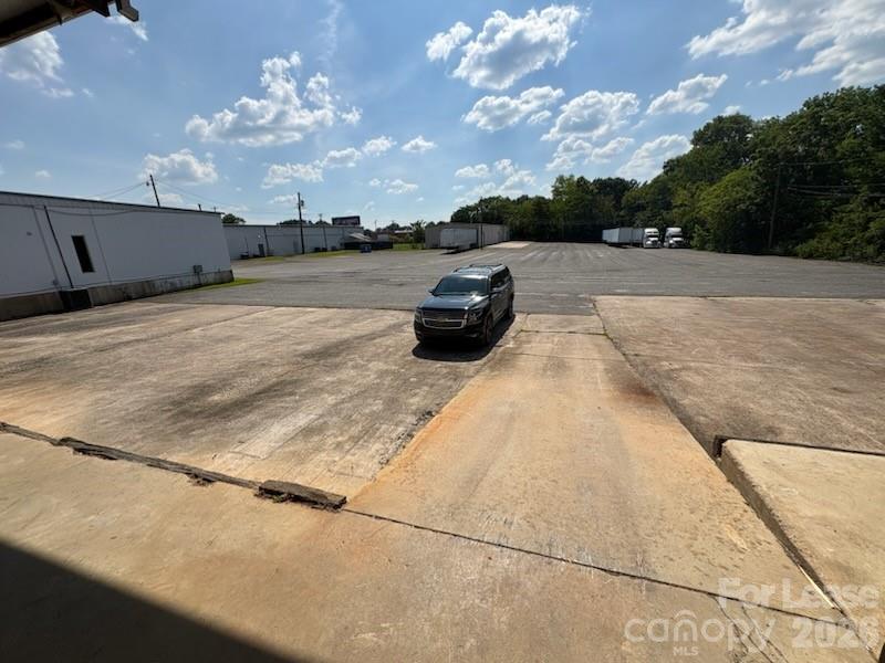 1635-4 East Dixon Boulevard Property Photo 7