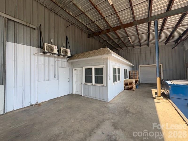 1635-4 East Dixon Boulevard Property Photo 16