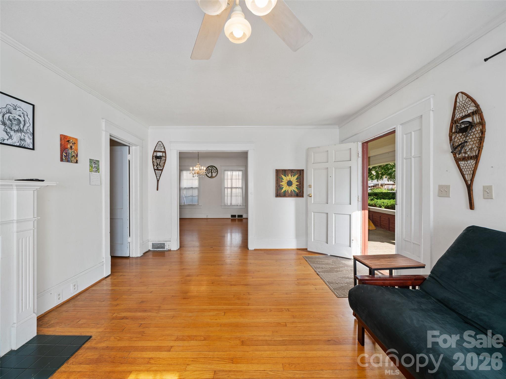 147 Walnut Avenue Property Photo 4
