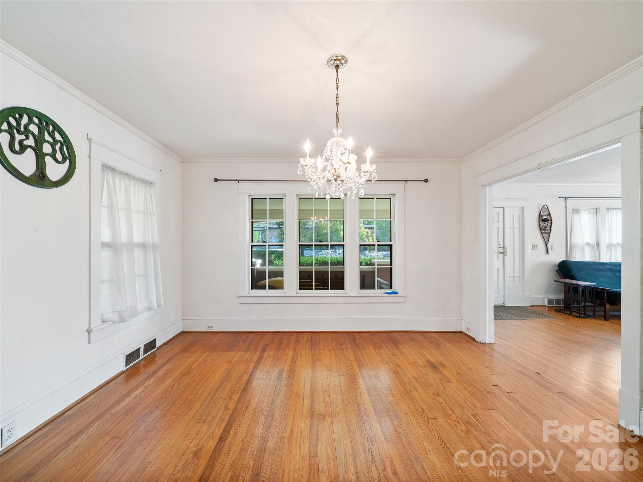147 Walnut Avenue Property Photo 5