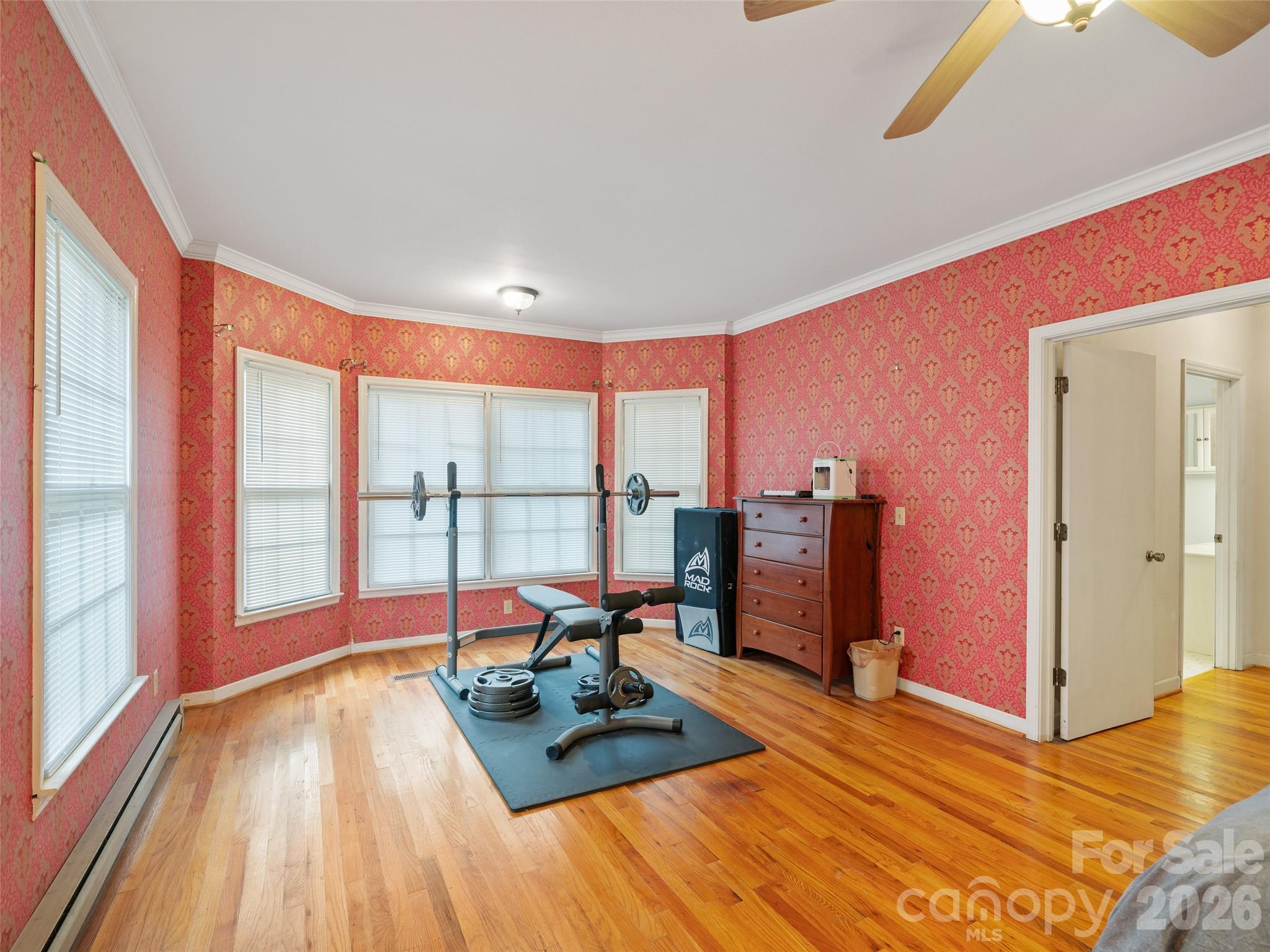 147 Walnut Avenue Property Photo 8