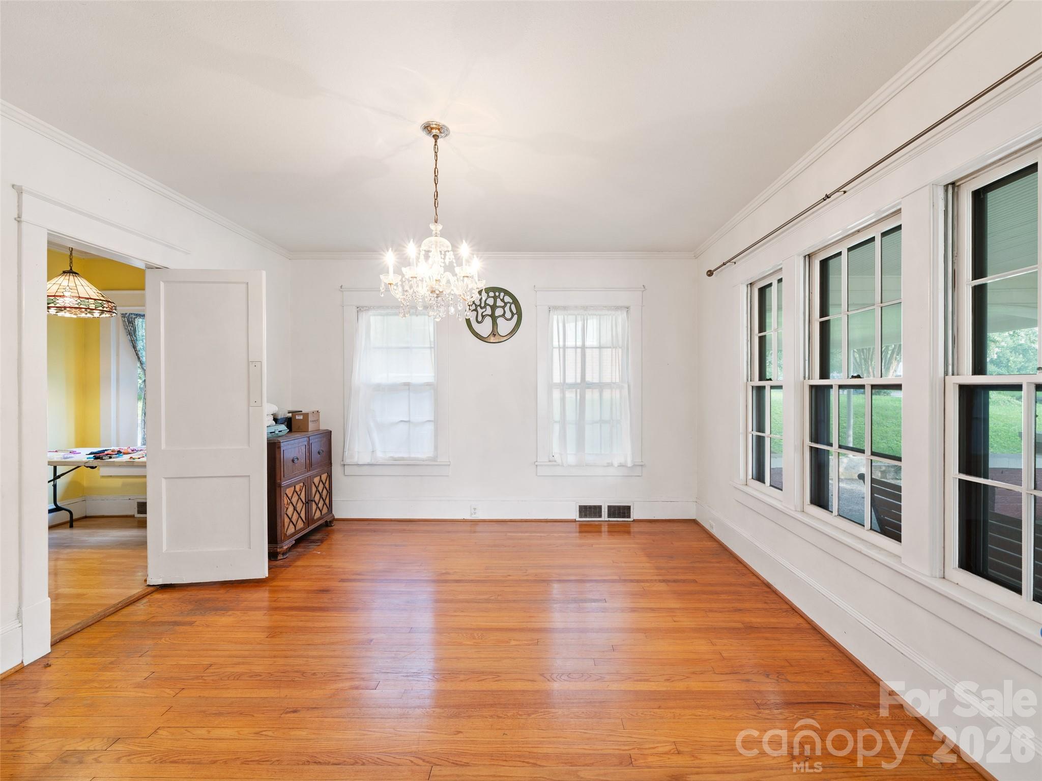147 Walnut Avenue Property Photo 11
