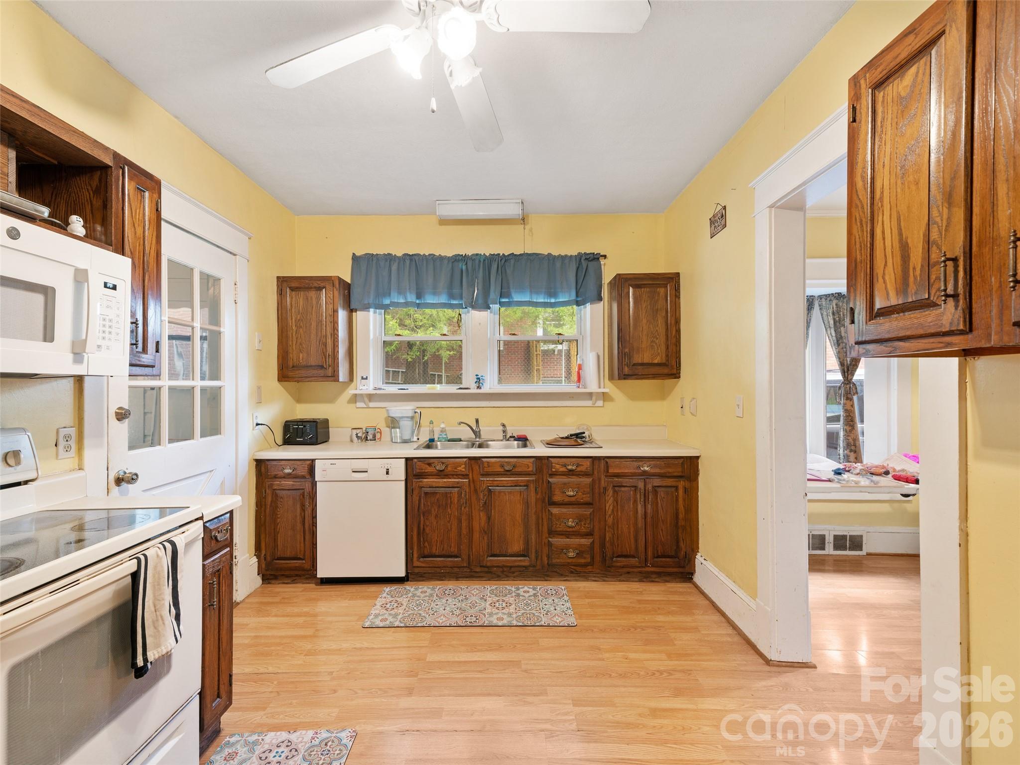 147 Walnut Avenue Property Photo 13