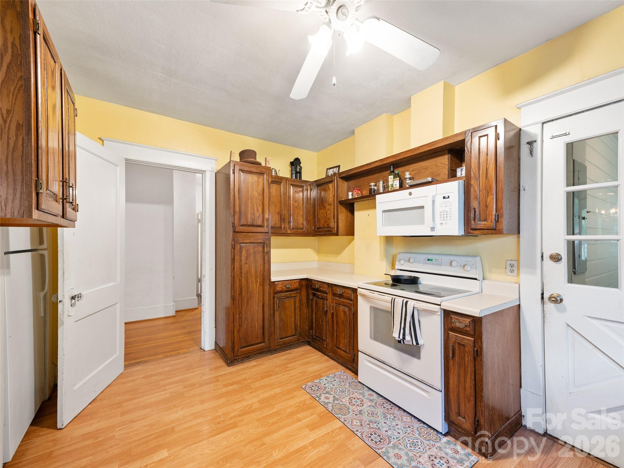147 Walnut Avenue Property Photo 15