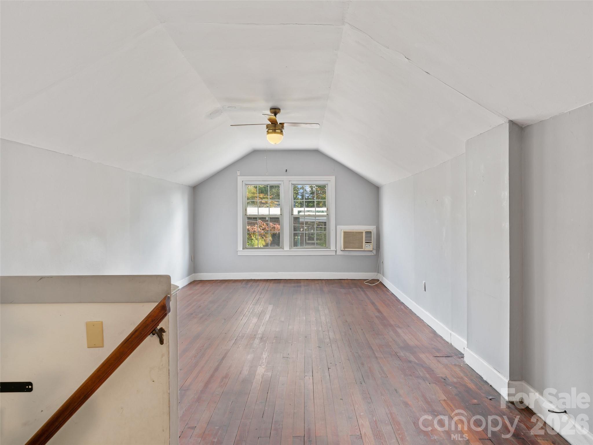 147 Walnut Avenue Property Photo 23