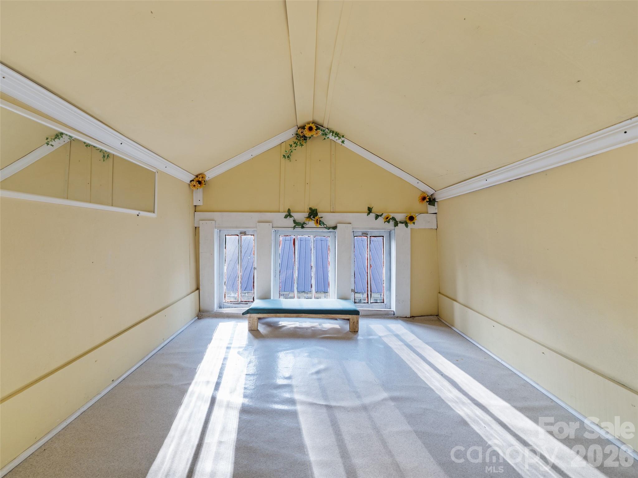 147 Walnut Avenue Property Photo 24